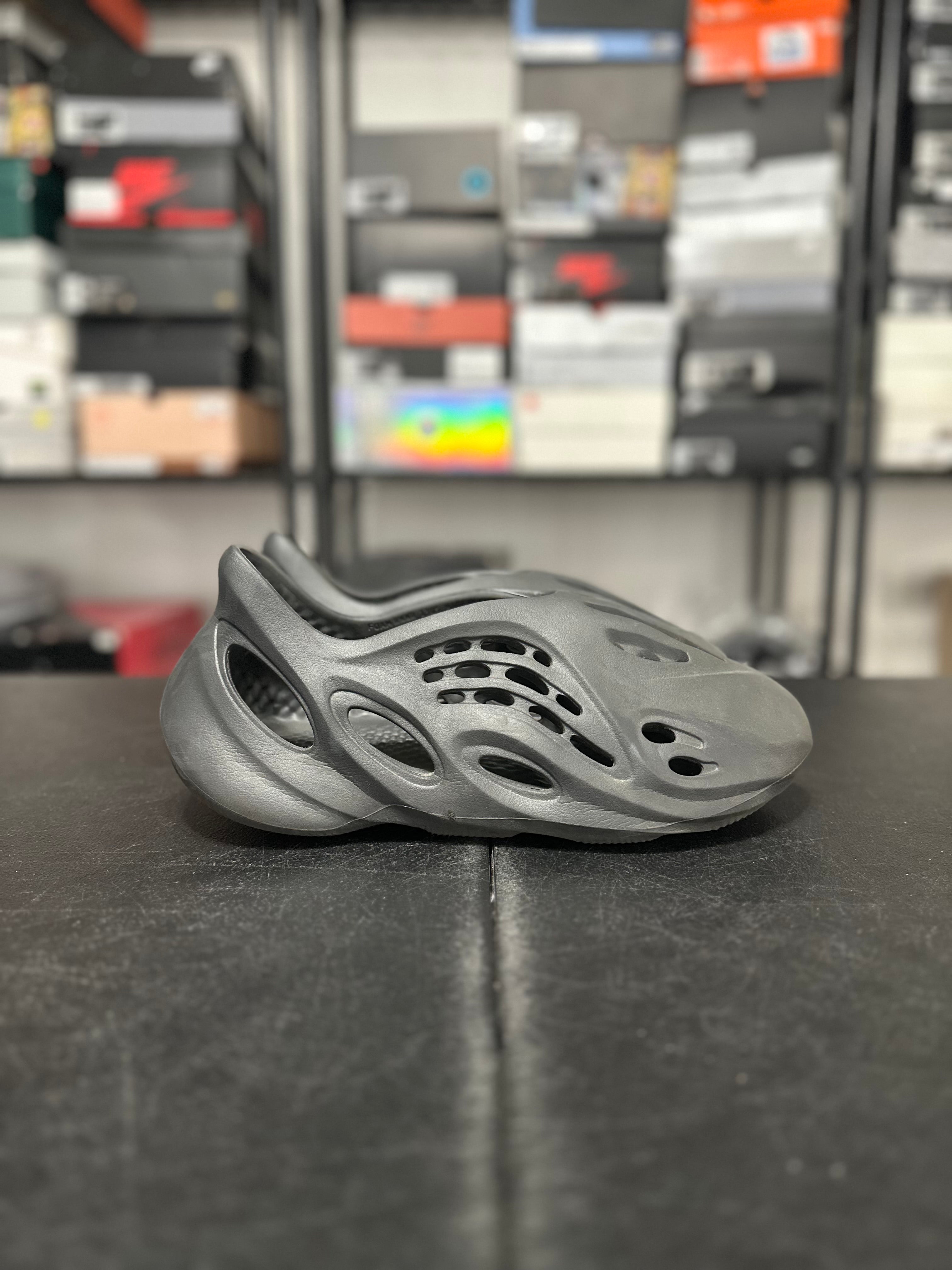 Size 13 - foam rnnr onyx