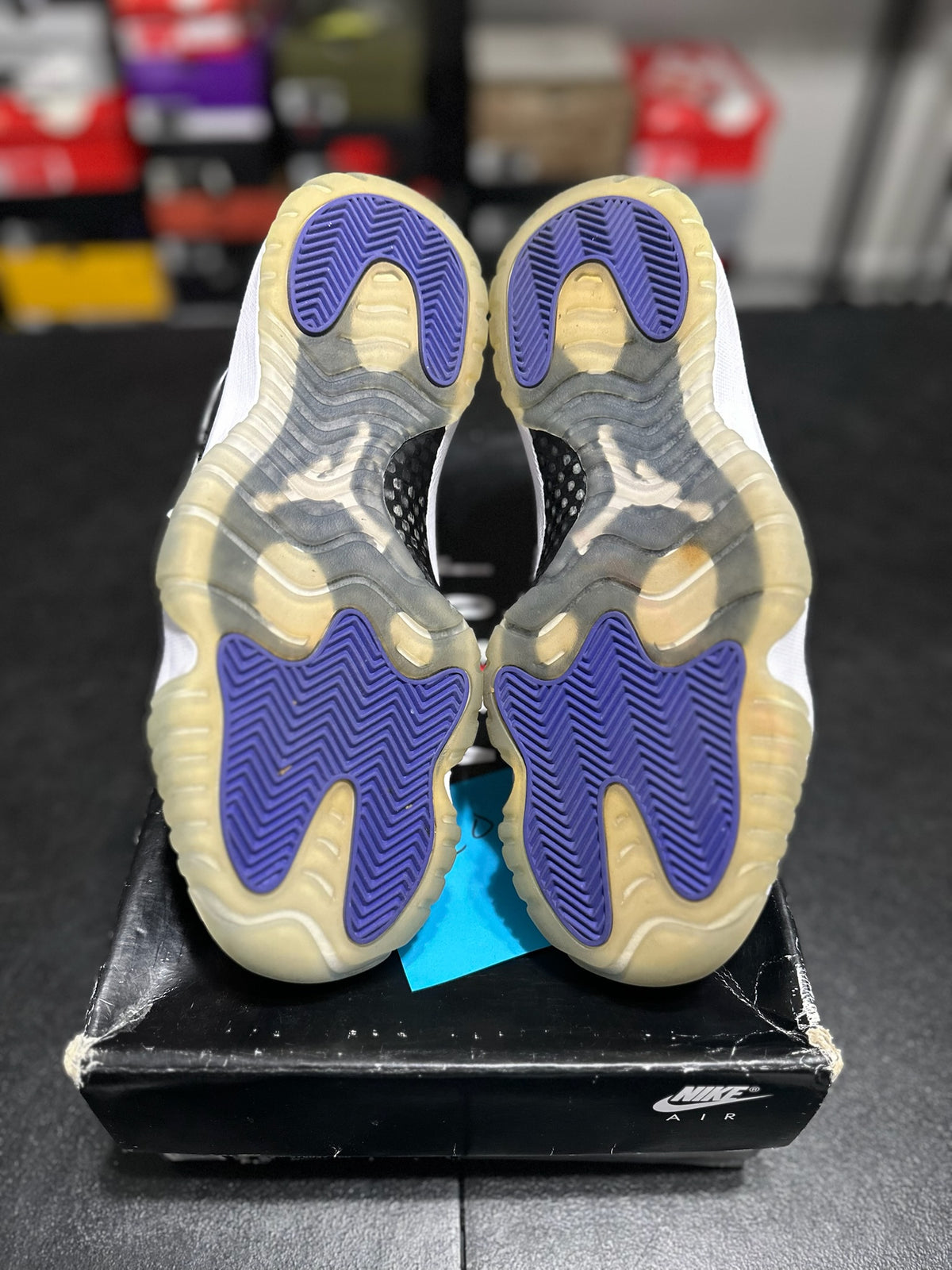 Size 8.5 - j11 concord