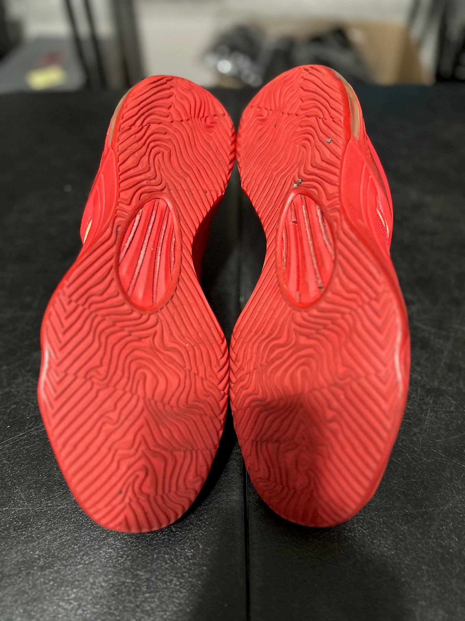 Size 12 - KD 7 Global Game