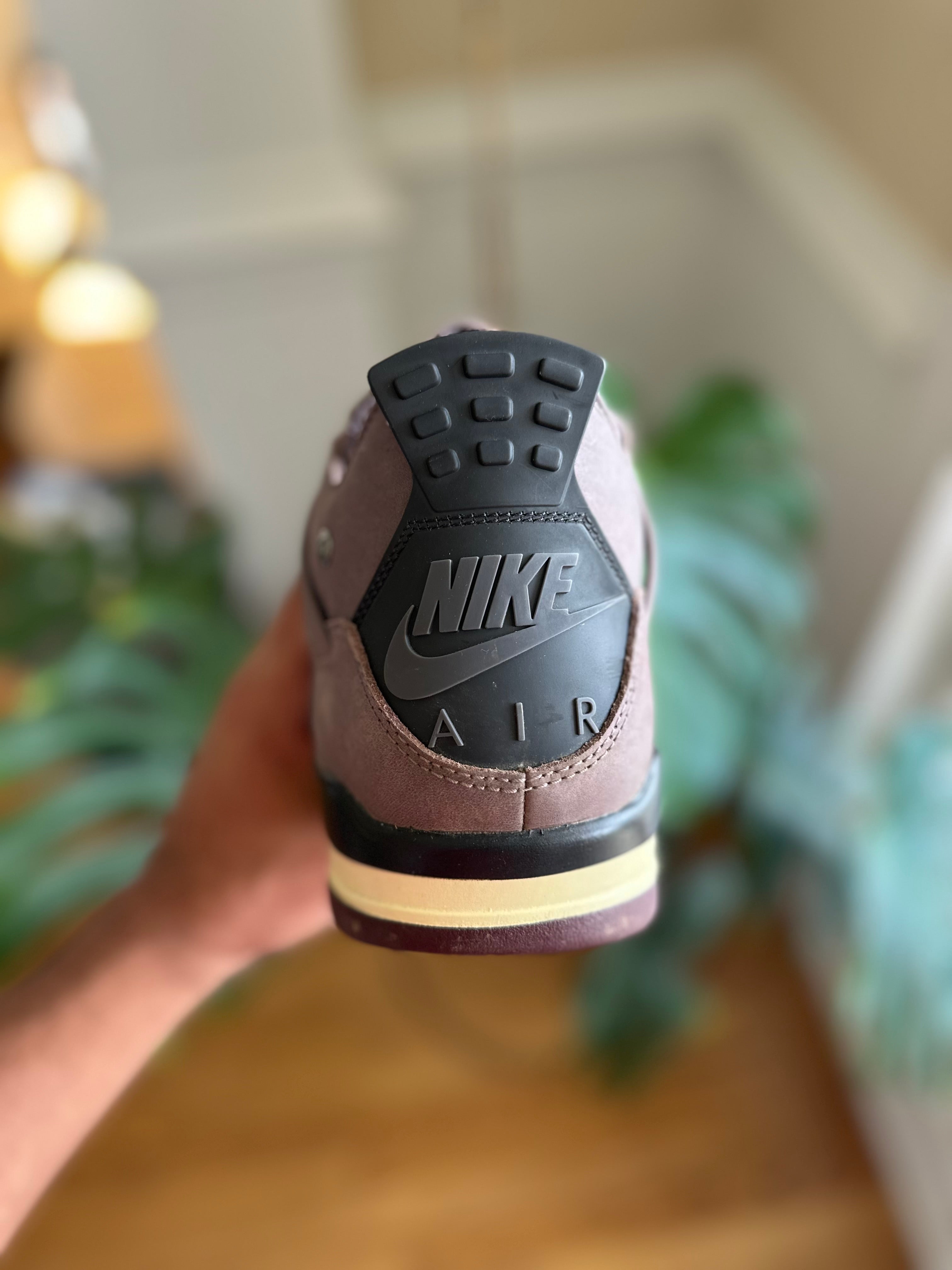 Size 11.5 - J4 ama
