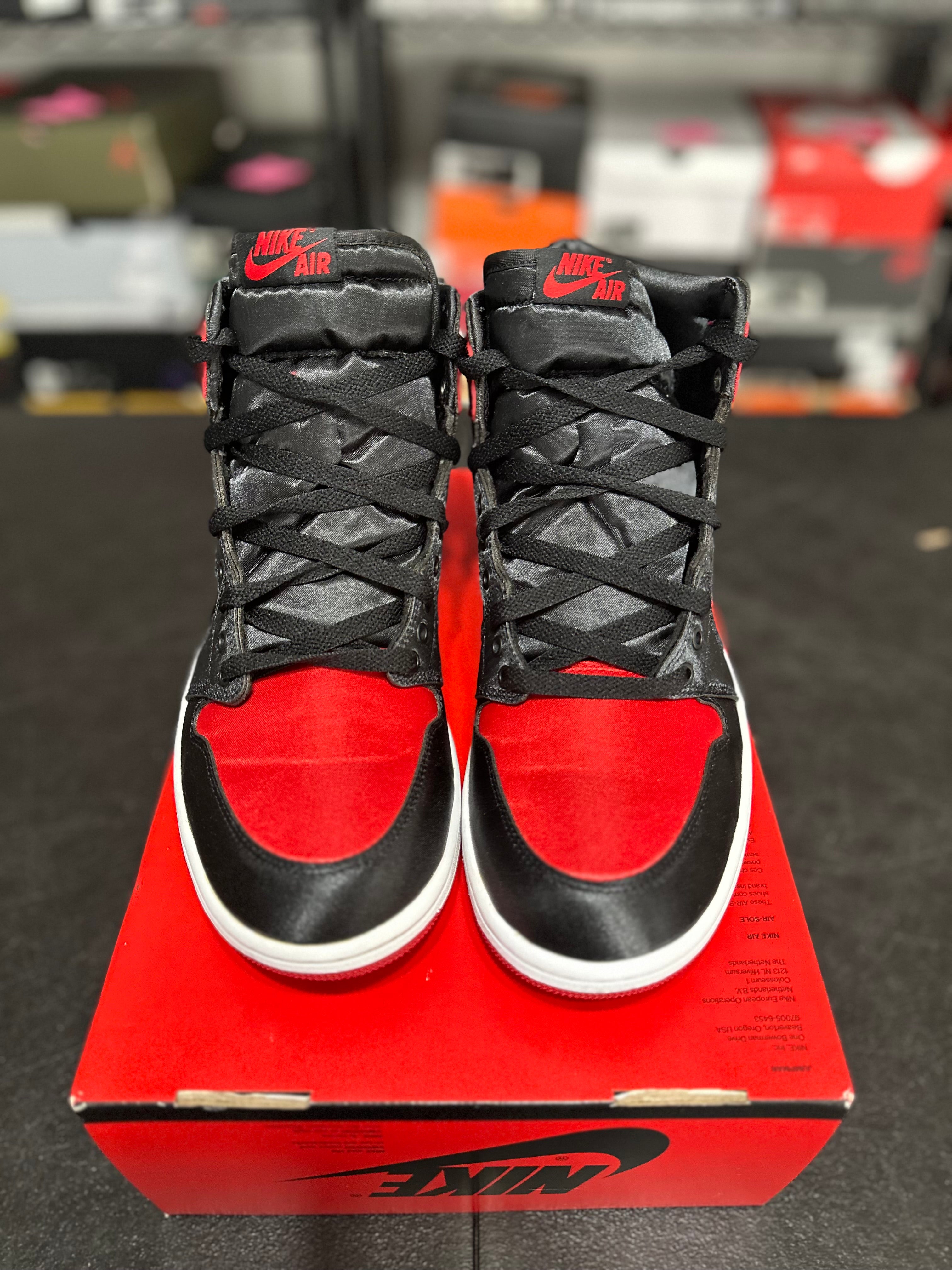 Size 9.5 - (11W) J1 satin bred