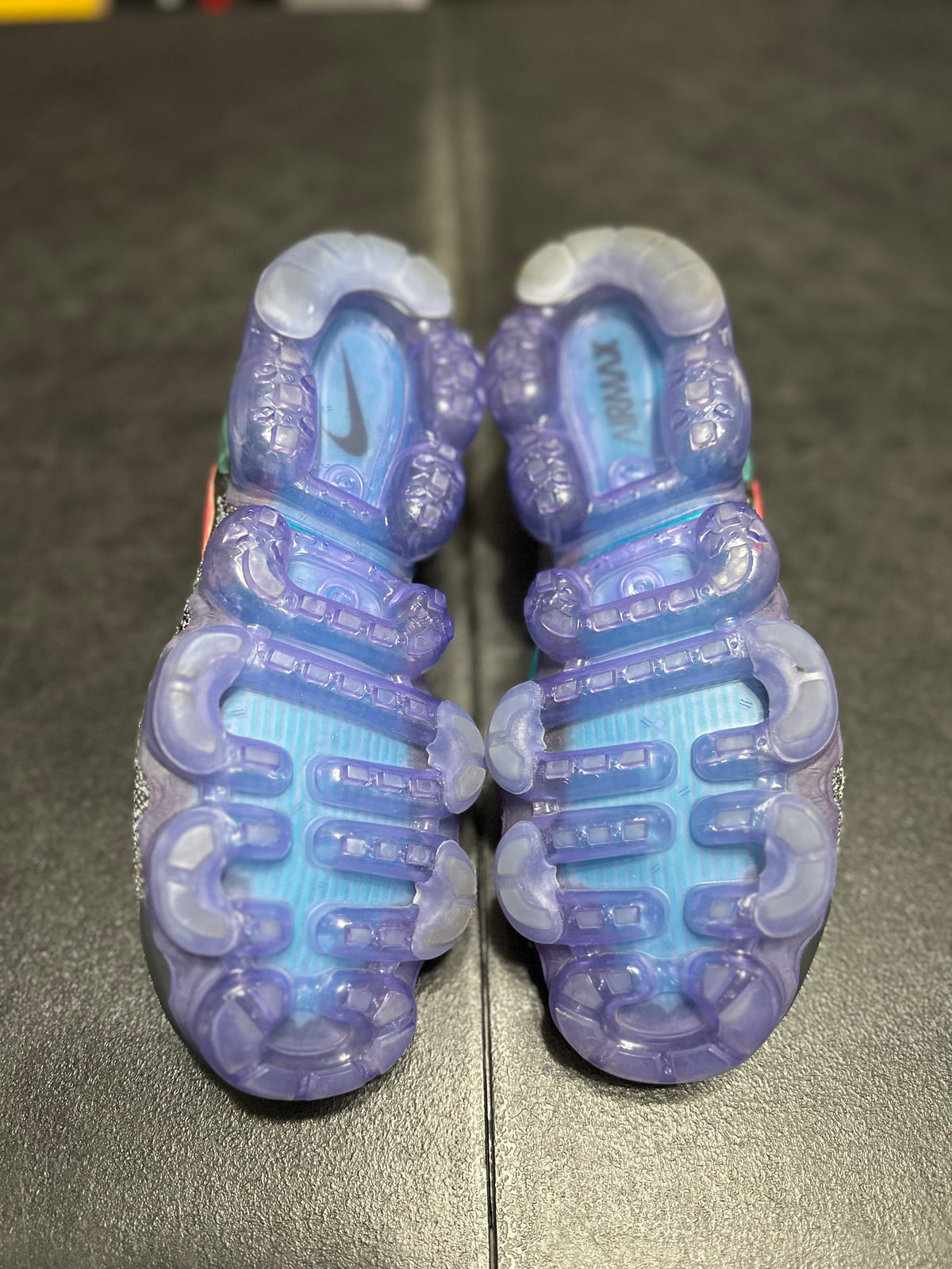 Size 8.5 - Air Vapormax 2.0 black hot punch