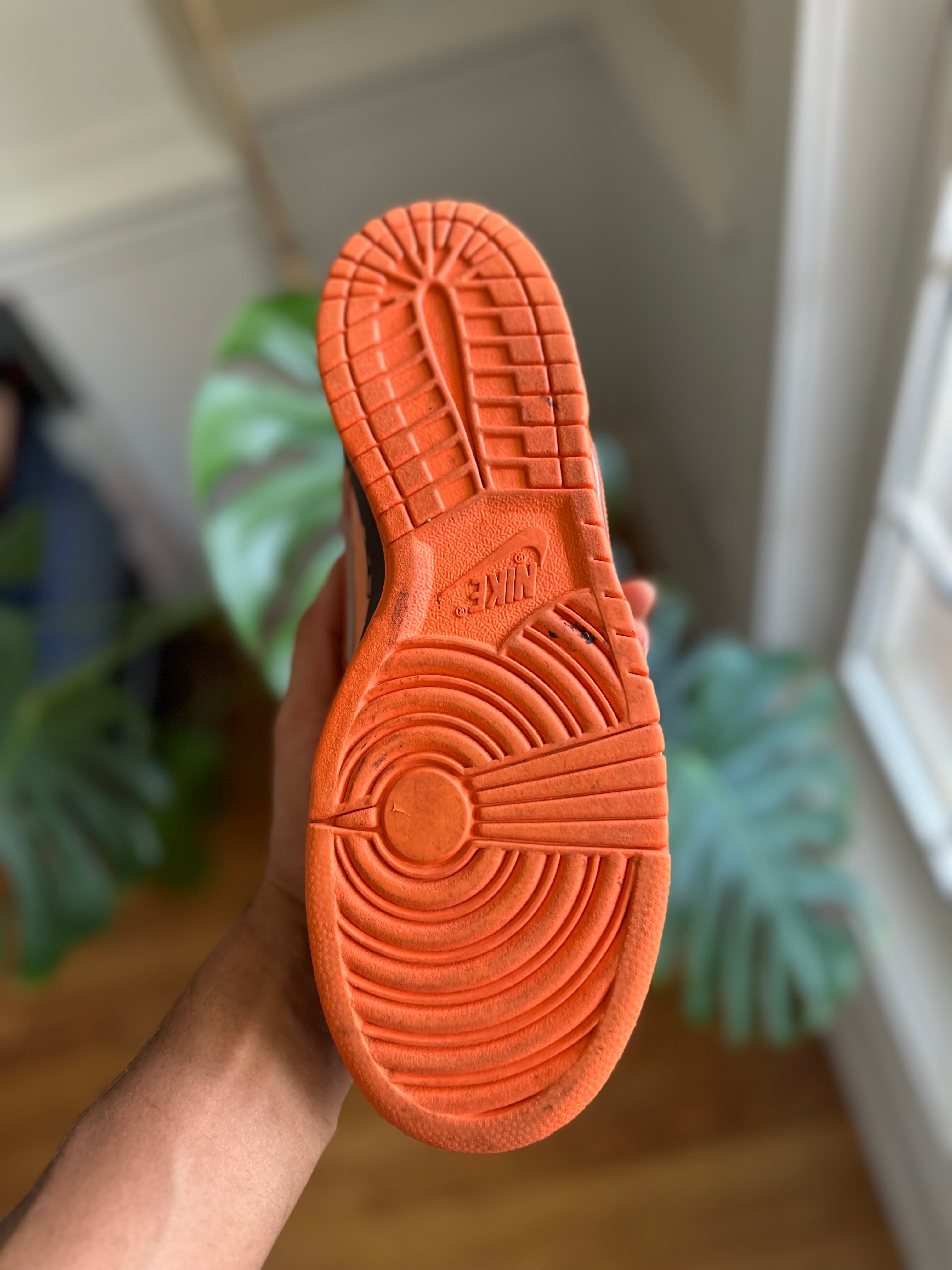 Size 9.5 - Dunk low orange lobster