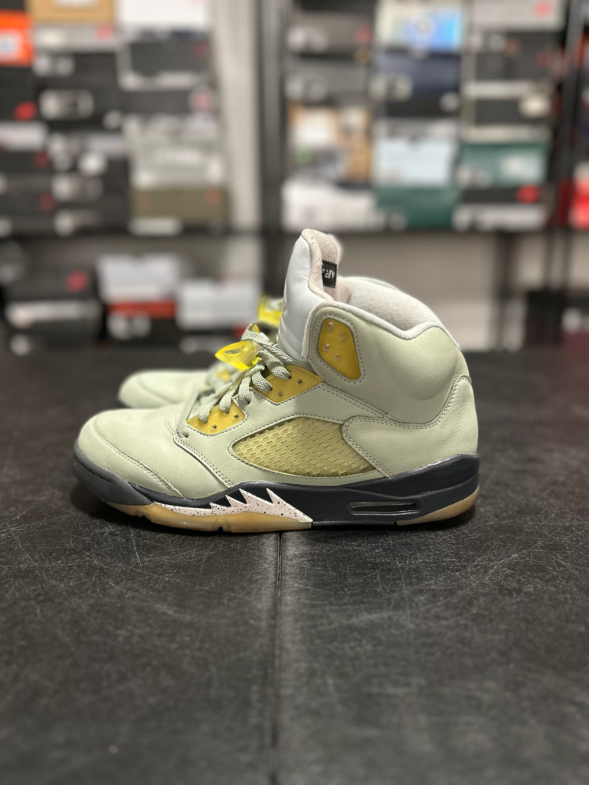 Size 9.5 - j5 Jade horizon