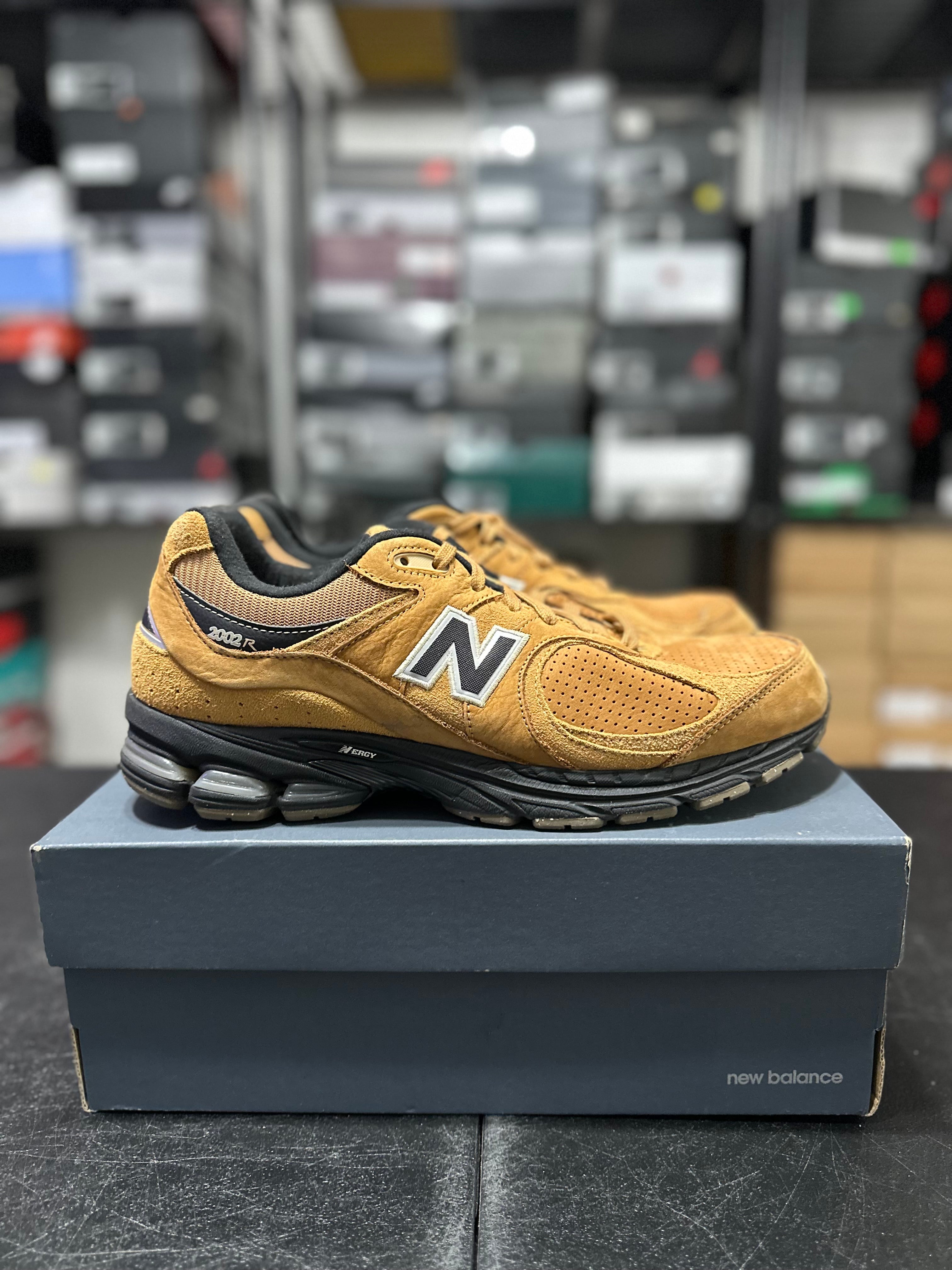 Size 12 - NB 2002r tobacco