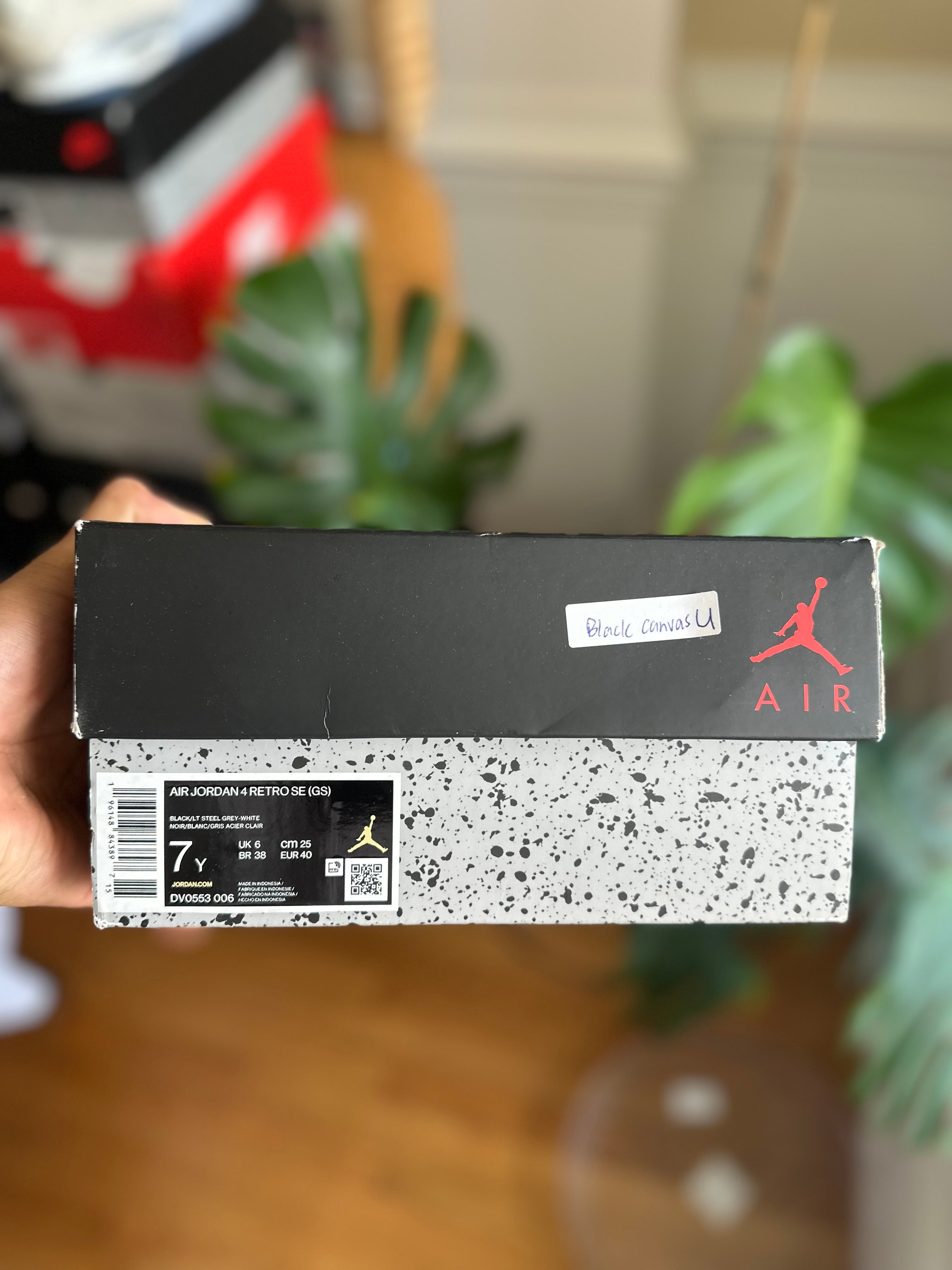 Size 7y - J4 black canvas