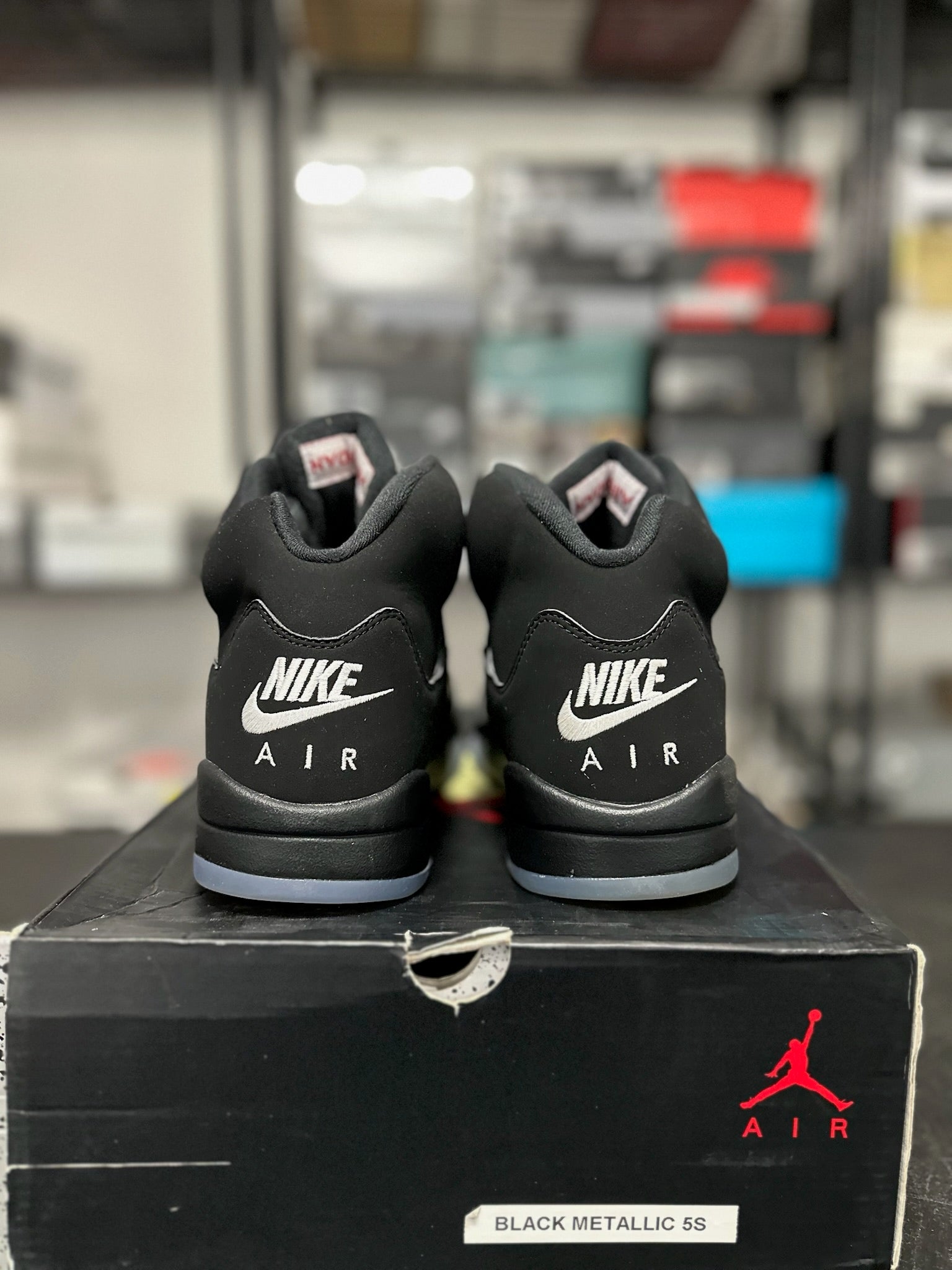 Size 10.5 - J5 Black Metallic (2016 Release)