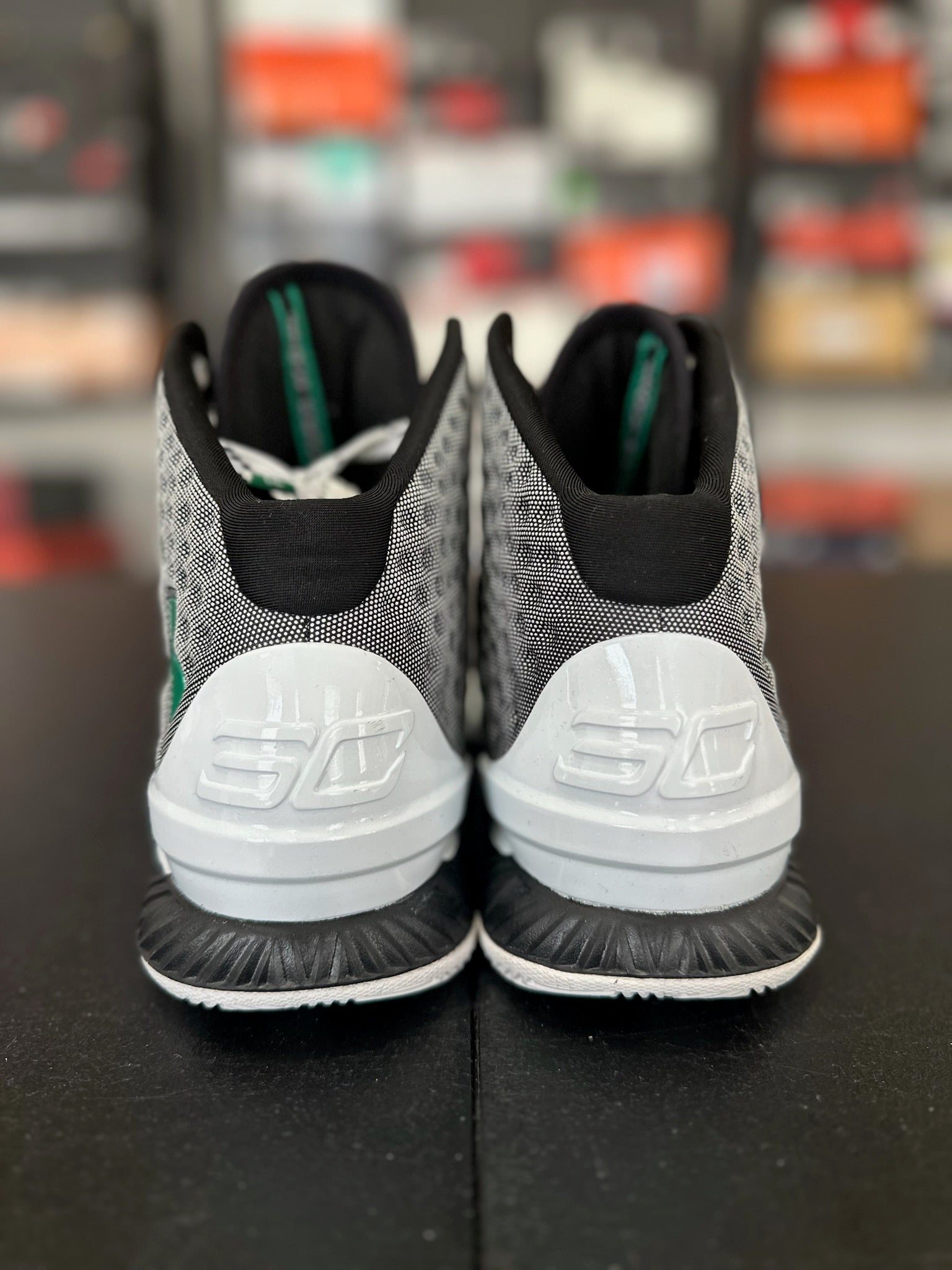 Size 9.5 - Curry 1 Grey/White