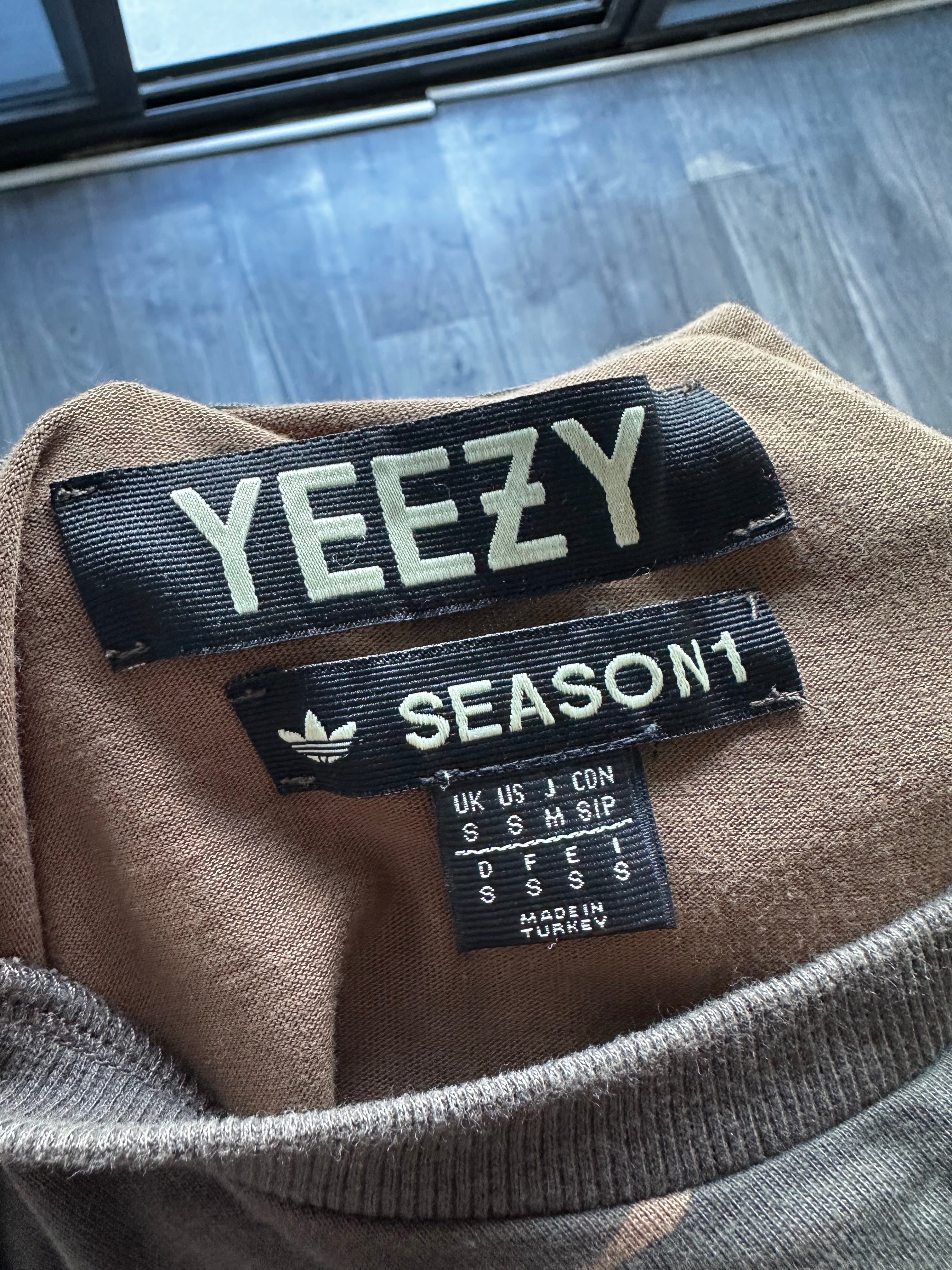 Size S - YZY Season 1 Longsleeve