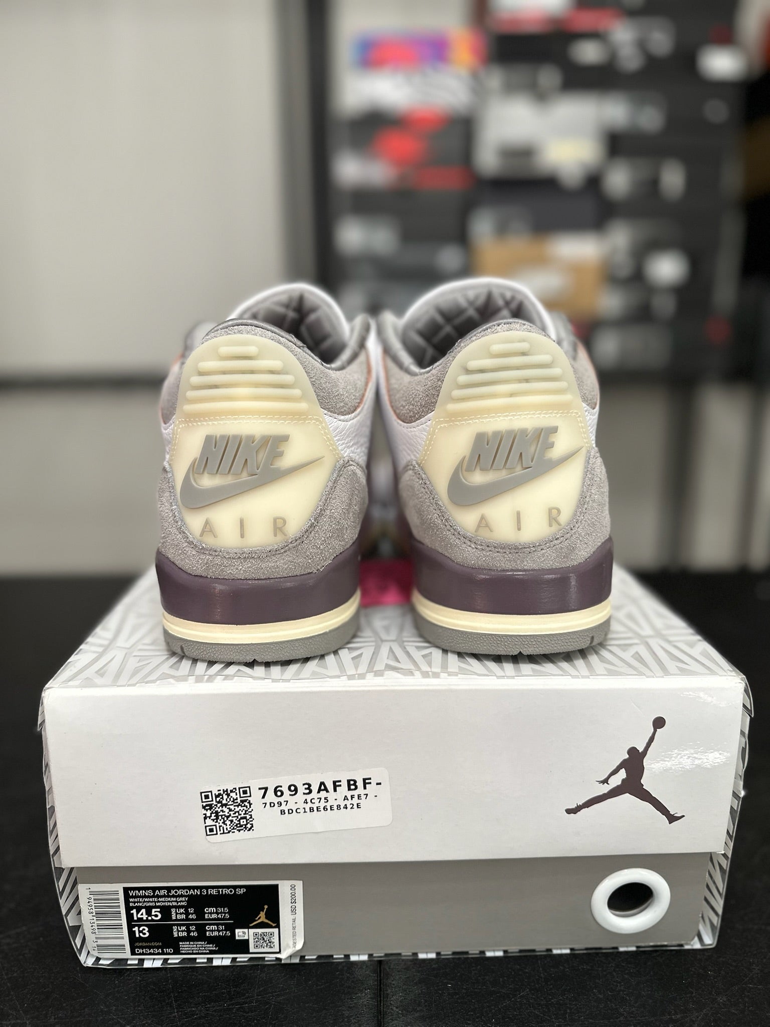 Size 13 - (14.5W) J3 A Ma Maniere