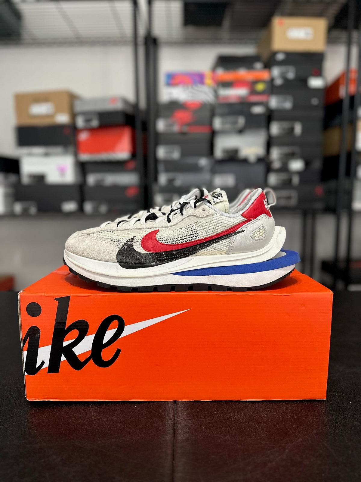 Size 12 - VaporWaffle sacai sport fuchsia game royal