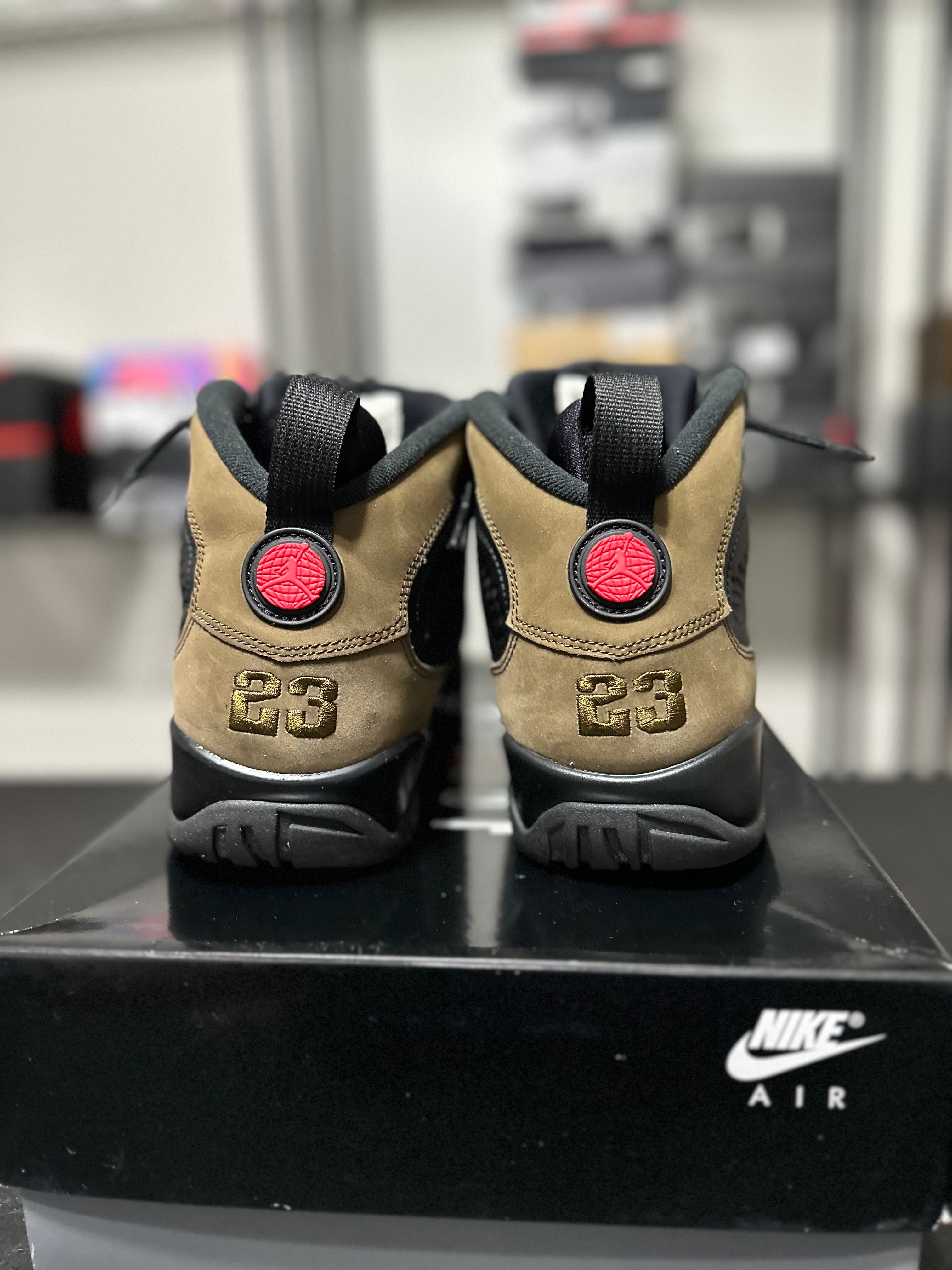 Size 9.5 - J9 Olive