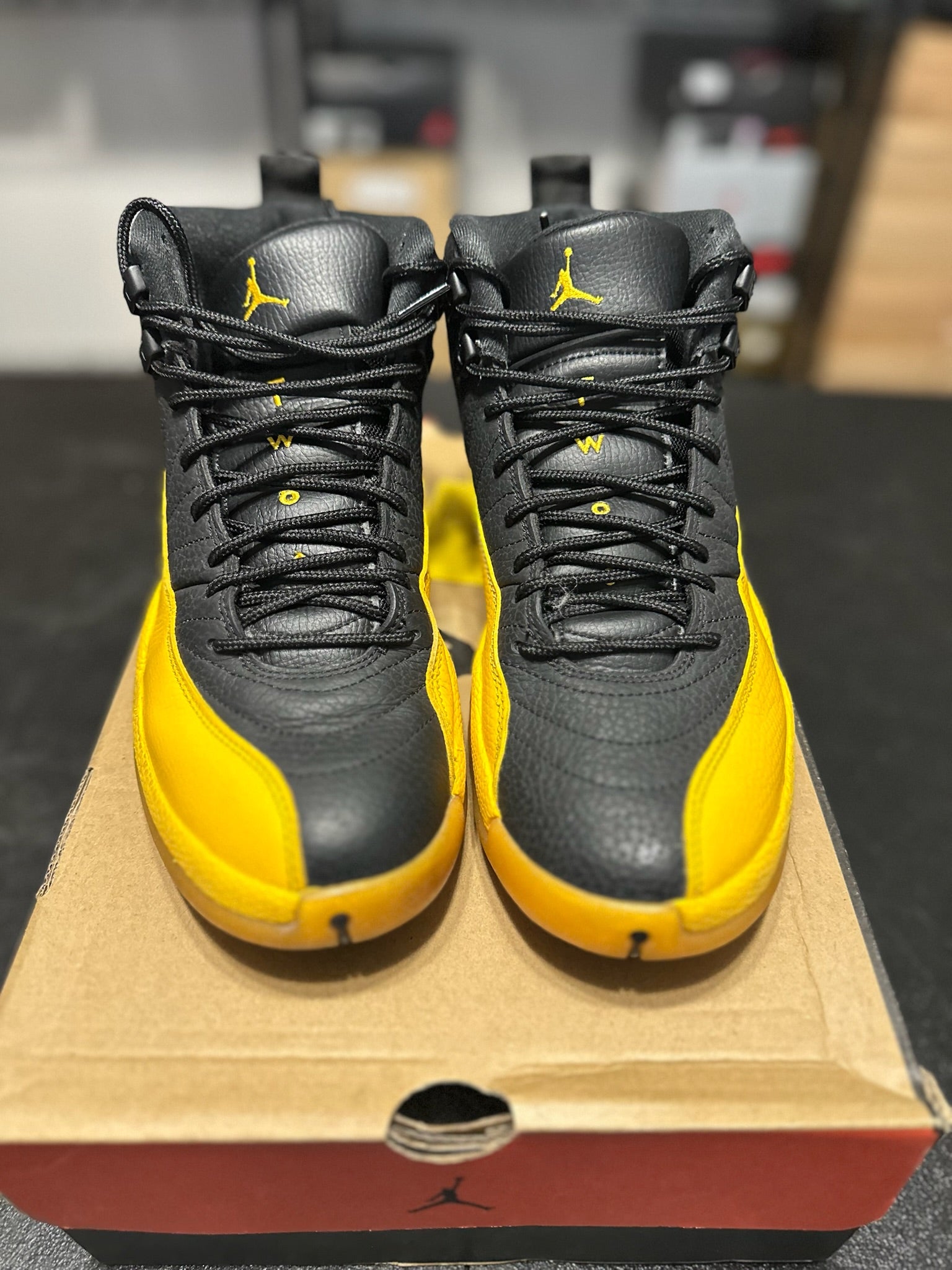Size 9 - J12 Black University Gold