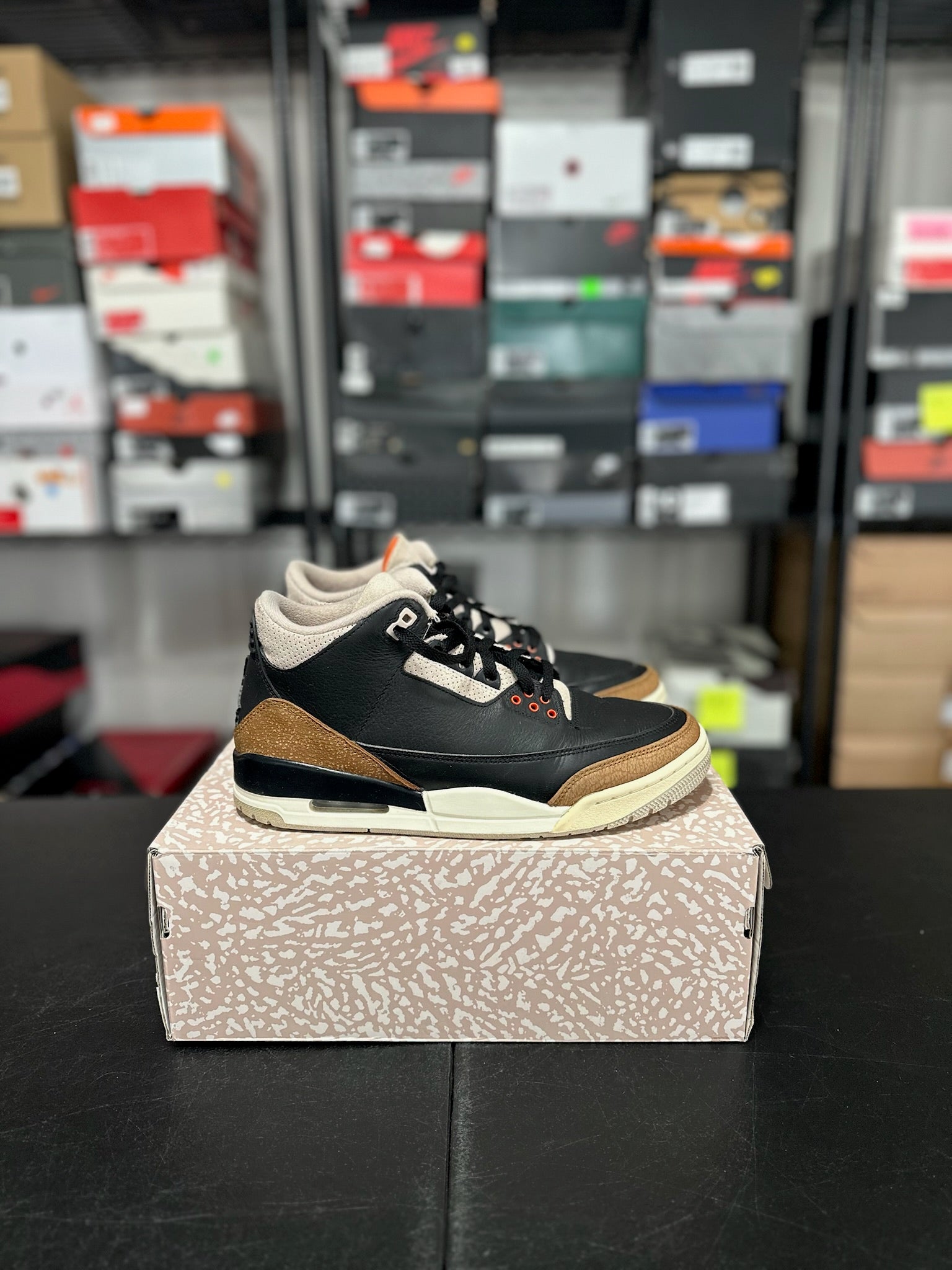 Size 9.5 - J3 Desert Elephant