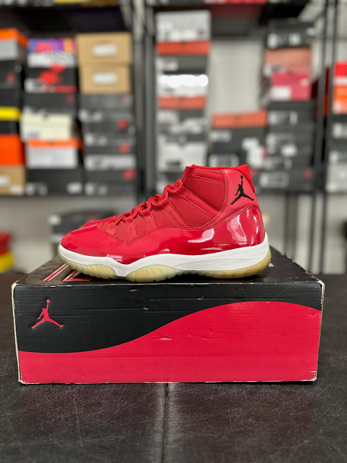 Size 9.5 - J11 Win Like 96