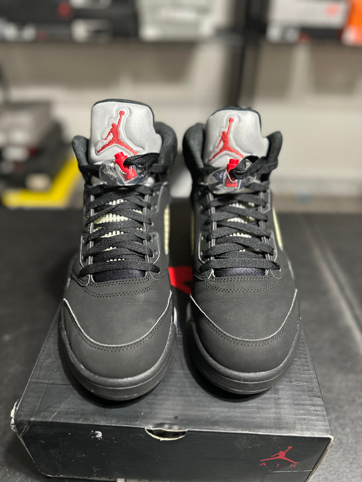 Size 8 - J5 black metallic