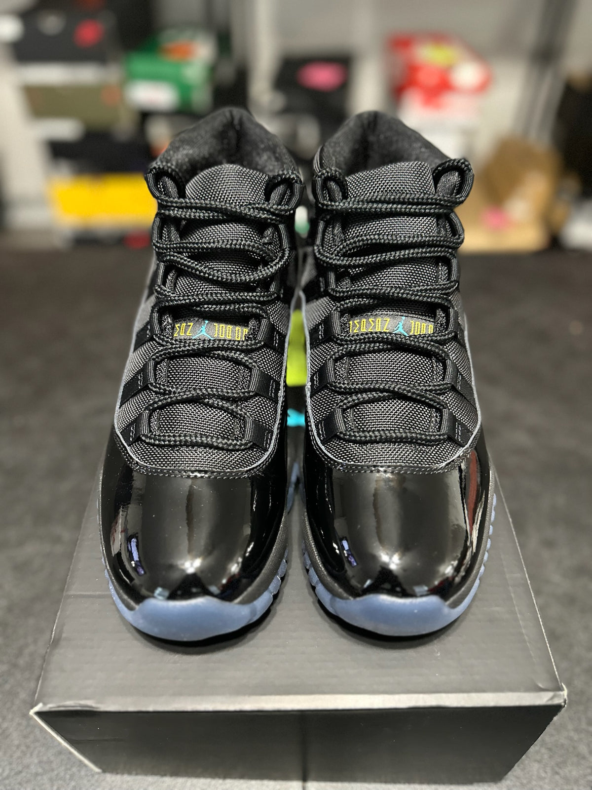 Size 9 - J11 gamma blue