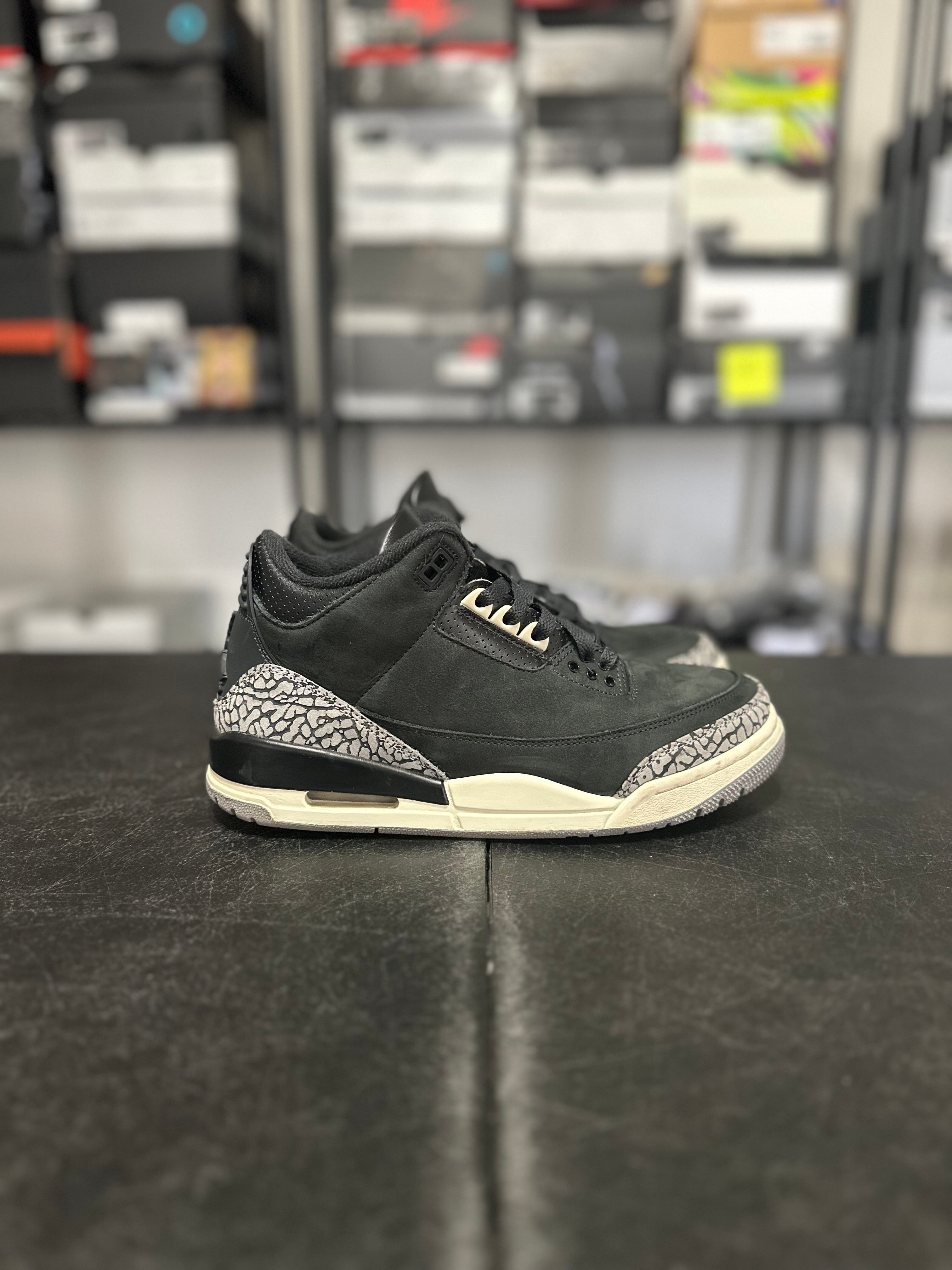 Size 6.5 - (8W) J3 off noir