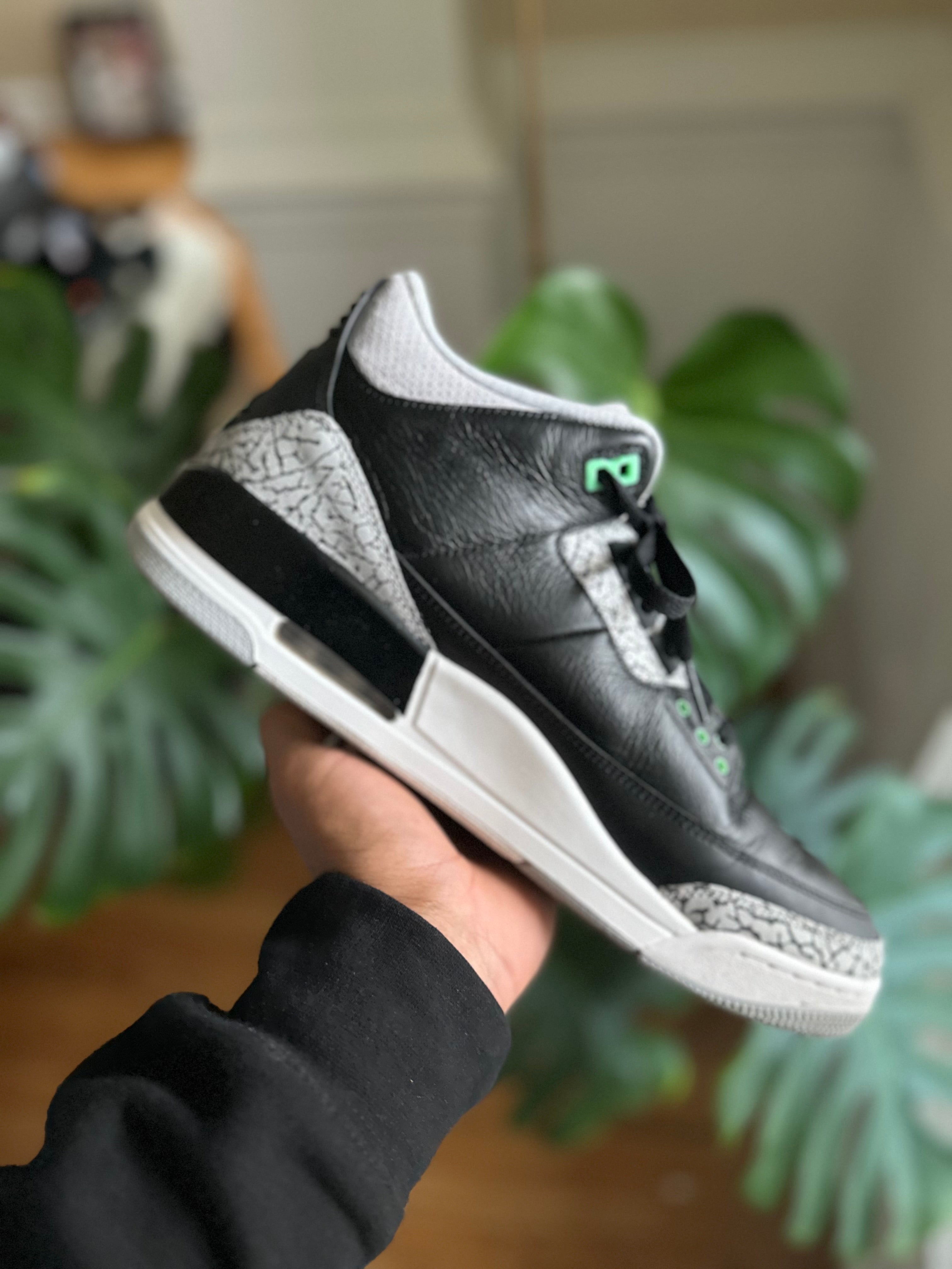 Size 12 - J3 green glow