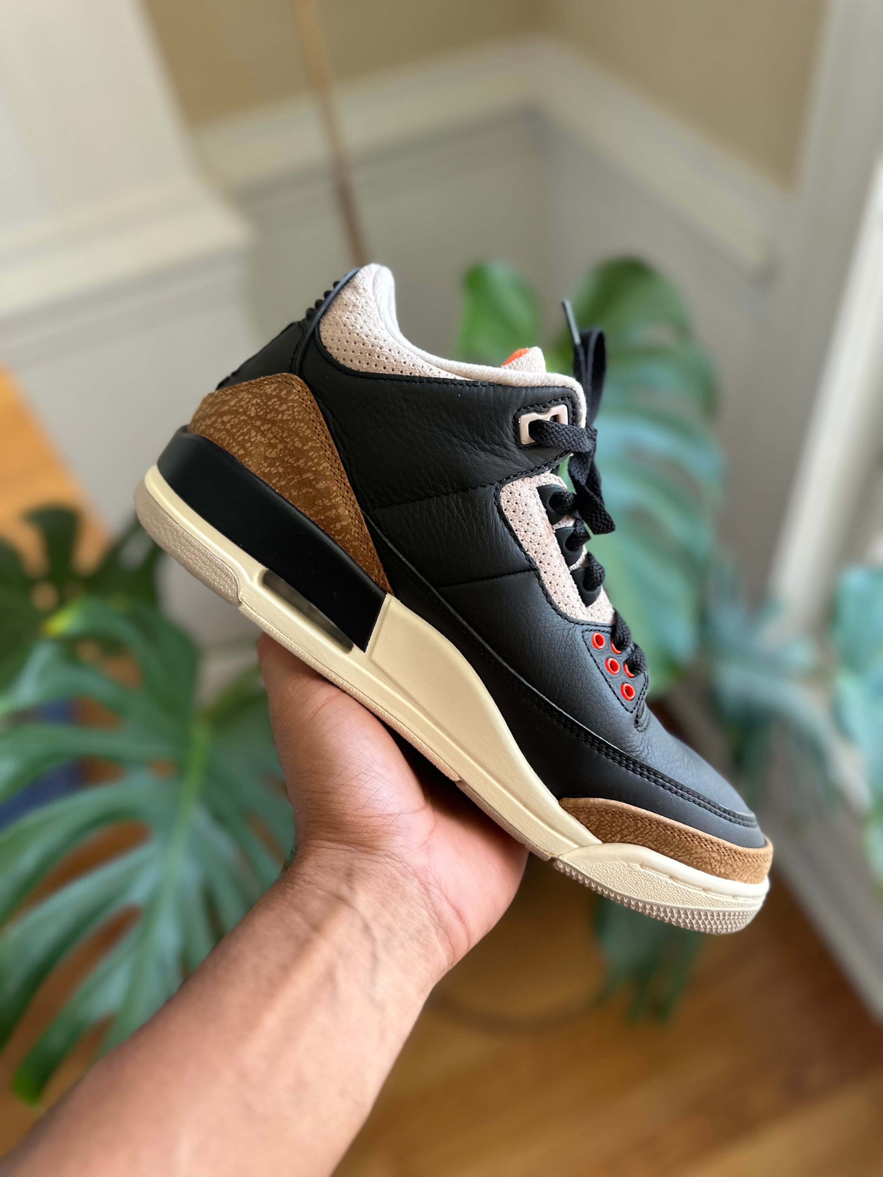 Size 8.5 - J3 desert elephant