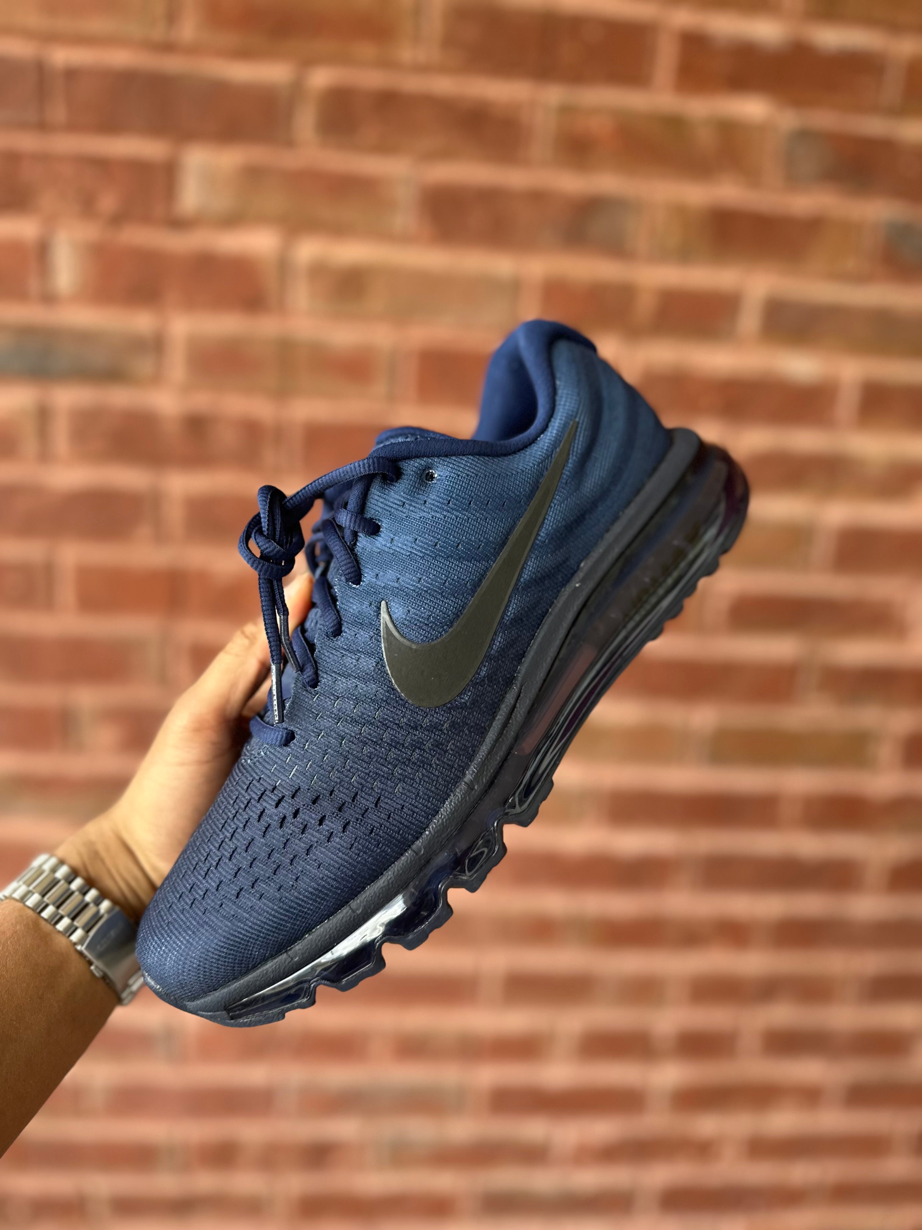 Size 9.5 - Nike air max 2017 binary blue