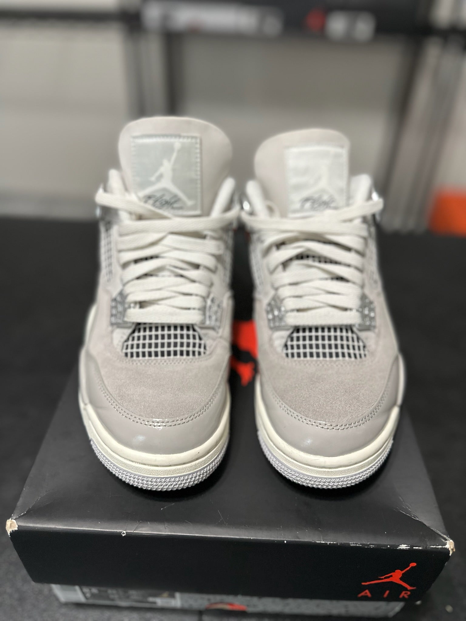 Size 7 - (8.5W) J4 Frozen Moments