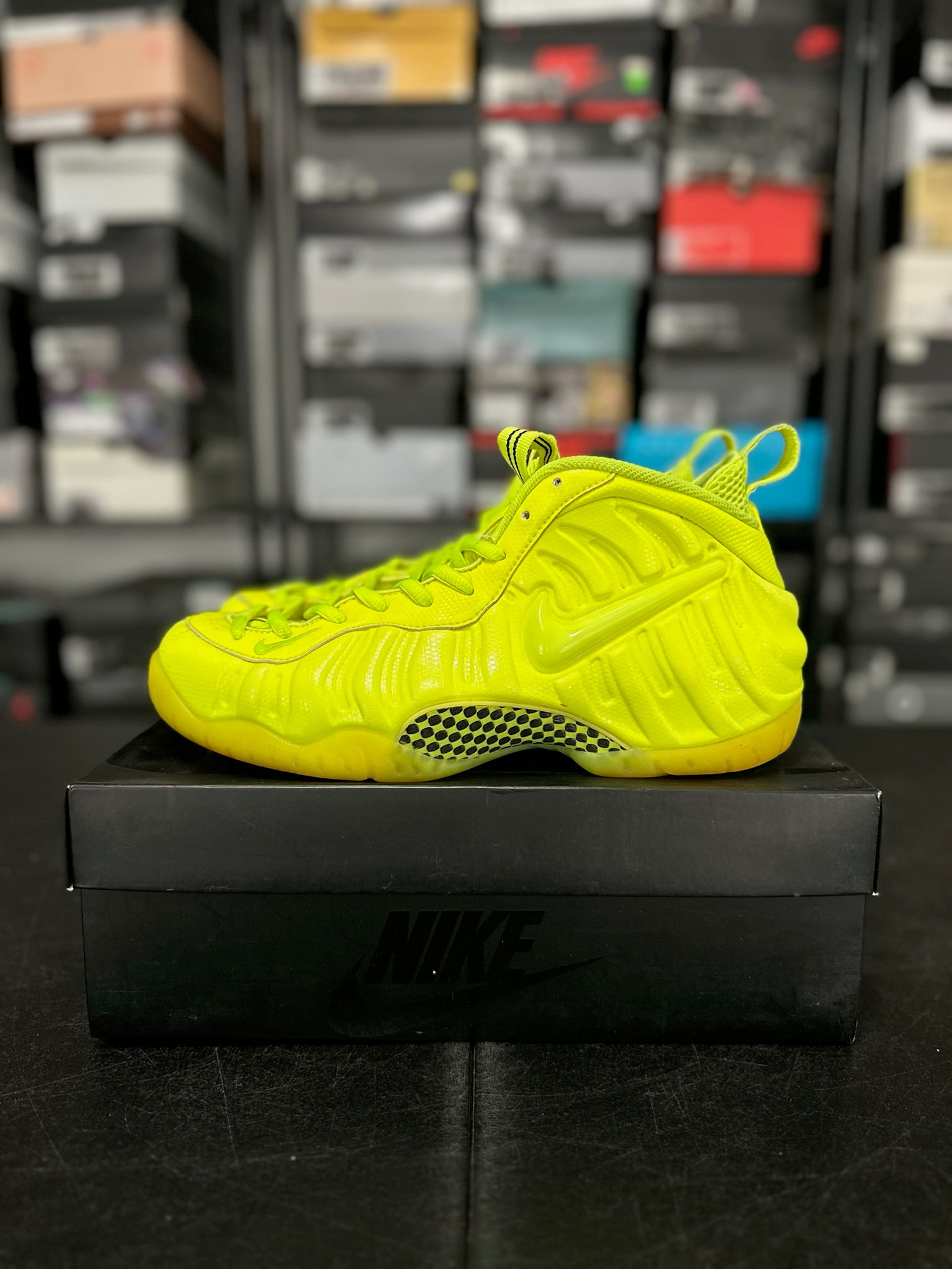 Size 10.5 - Foamposite Pro Volt