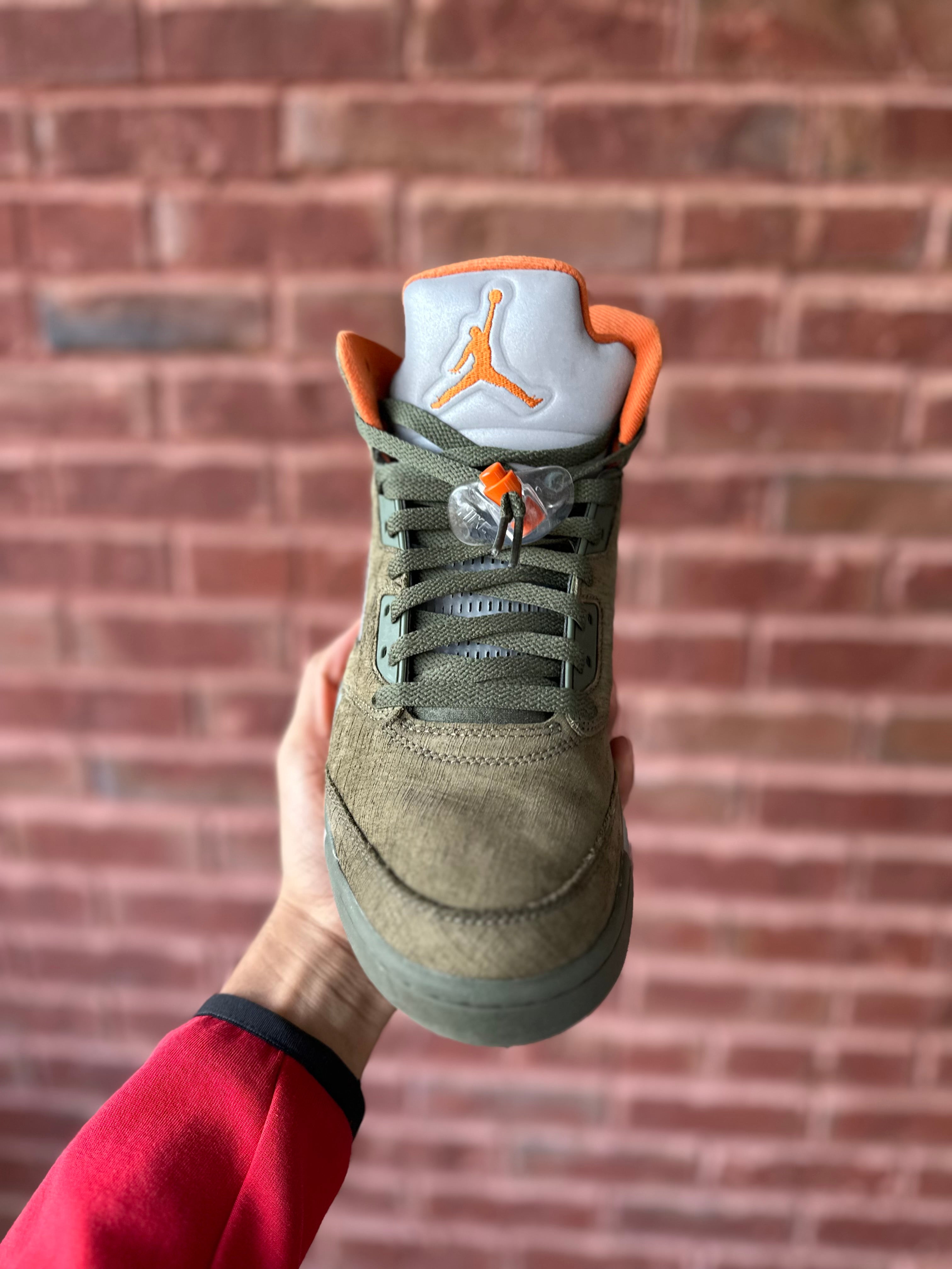 Size 9 - J5 olive