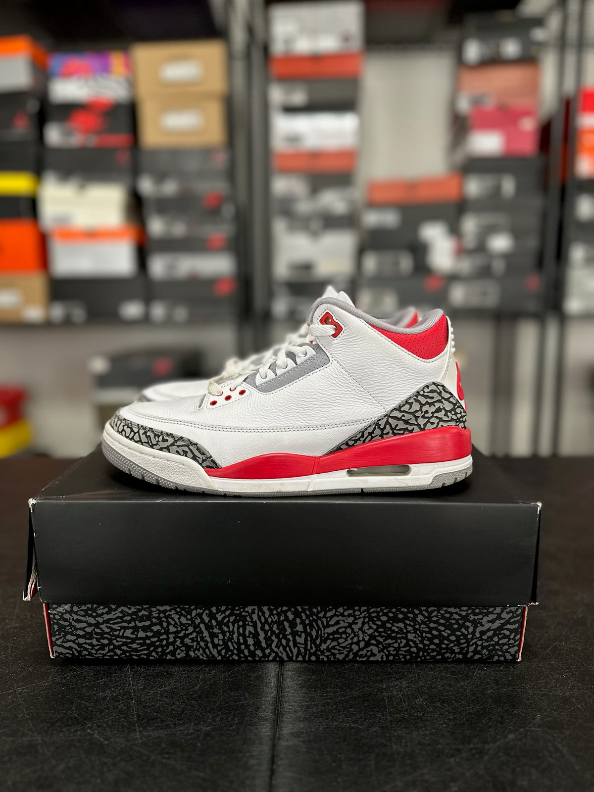 Size 9 - J3 Fire Red