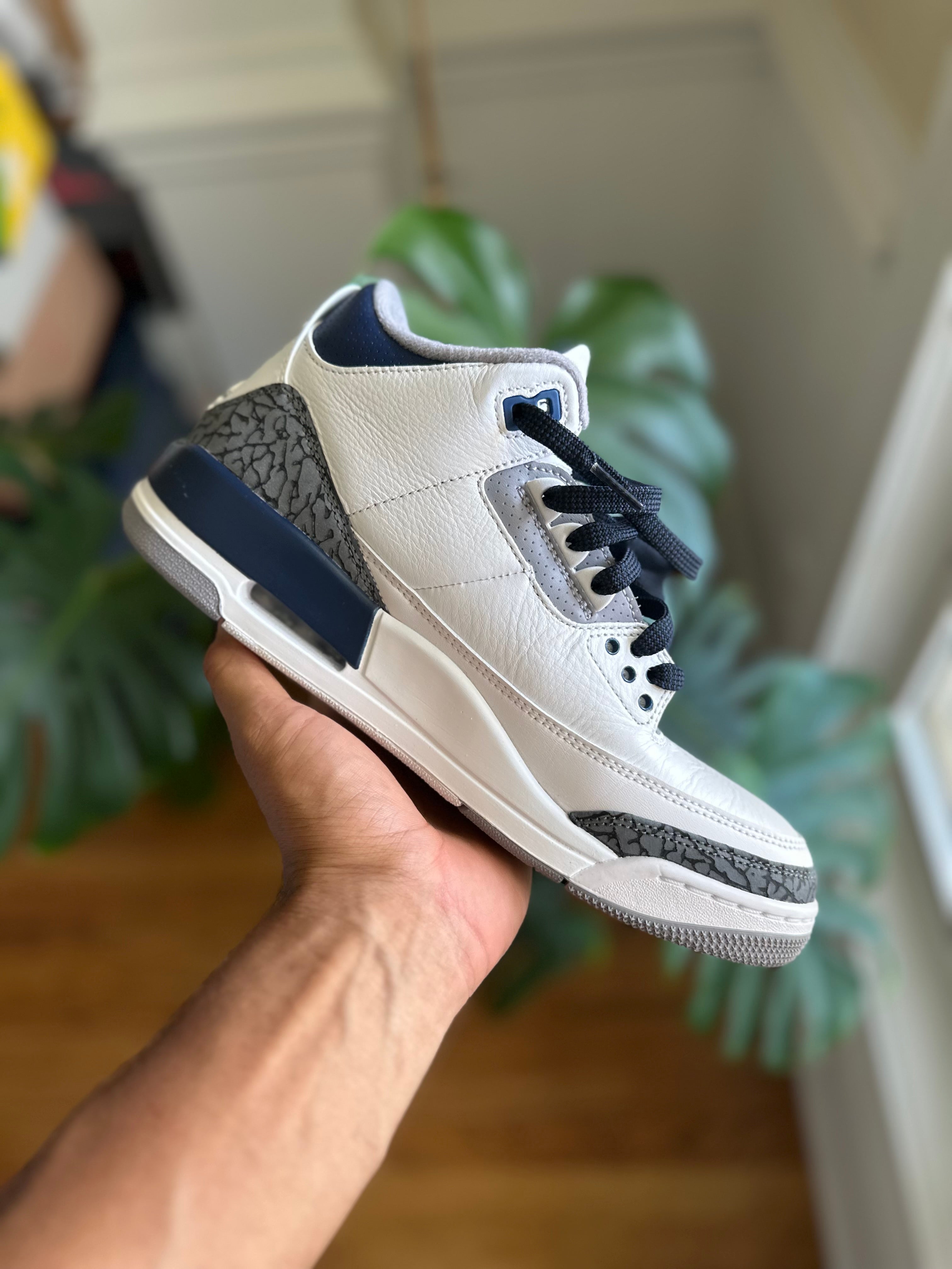 Size 8.5 - J3 midnight navy