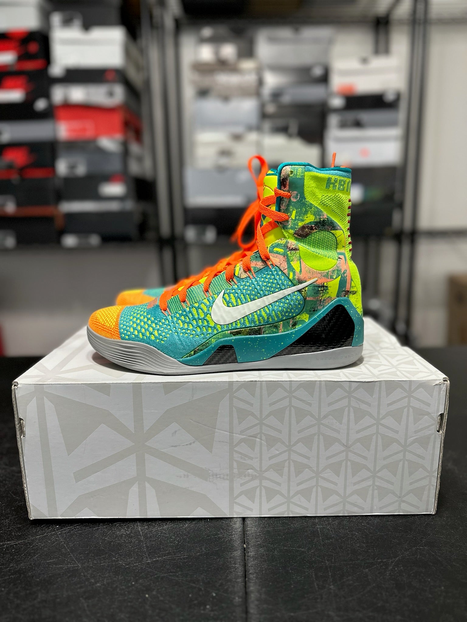 Size 10.5 - Kobe 9 Elite Influence