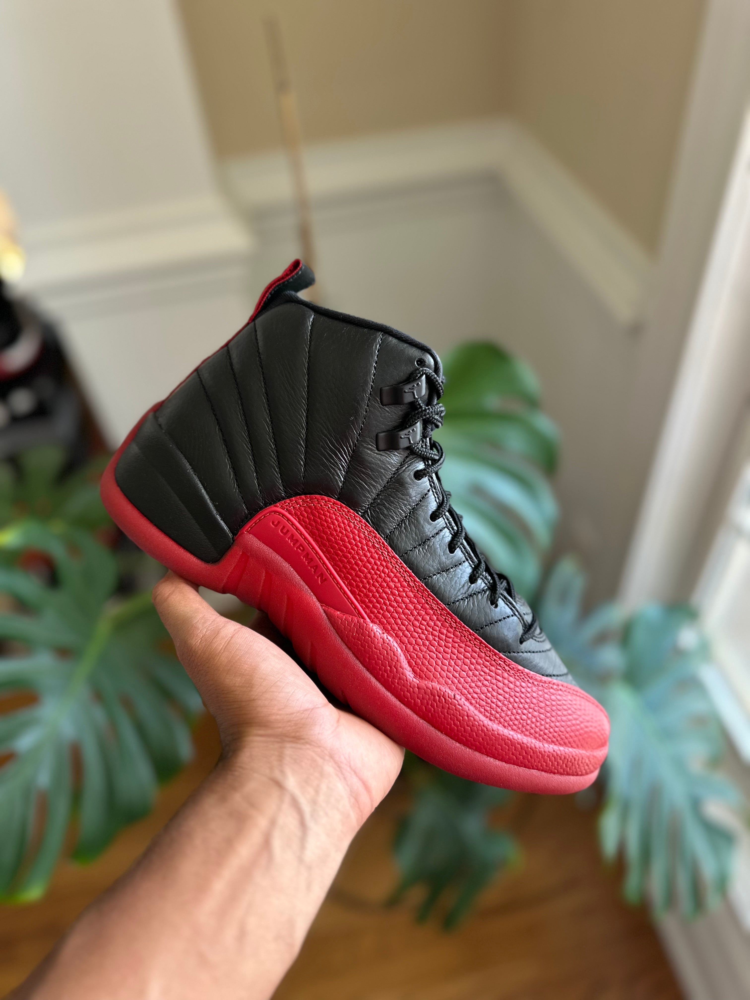 Size 9 - J12 flu game DS