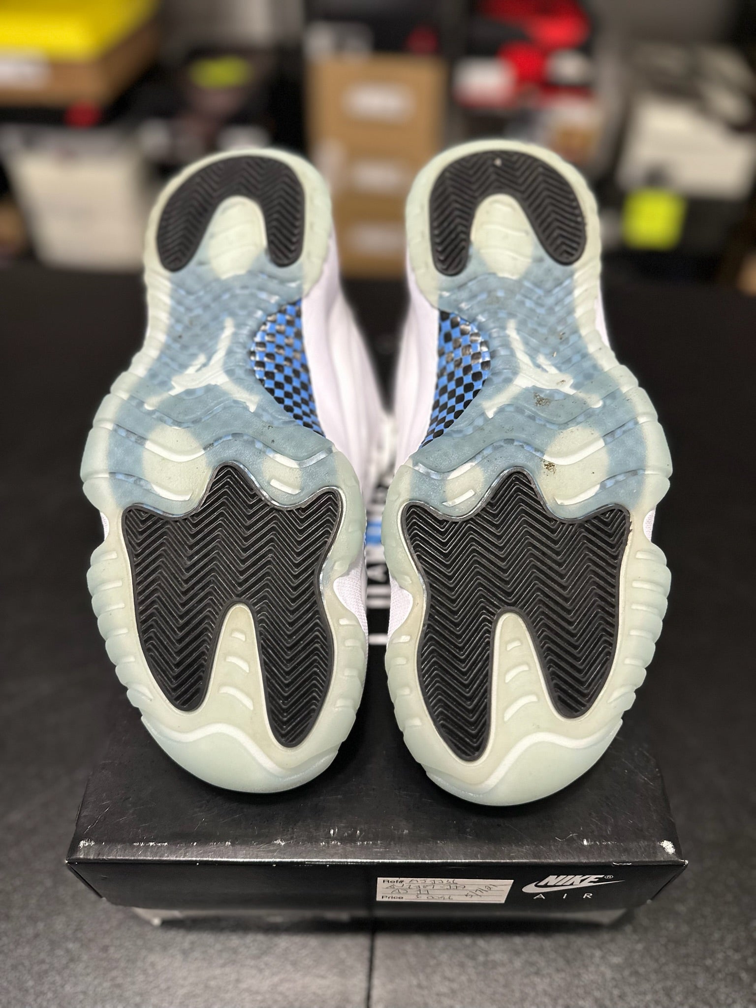 Size 8.5 - J11 Legend Blue