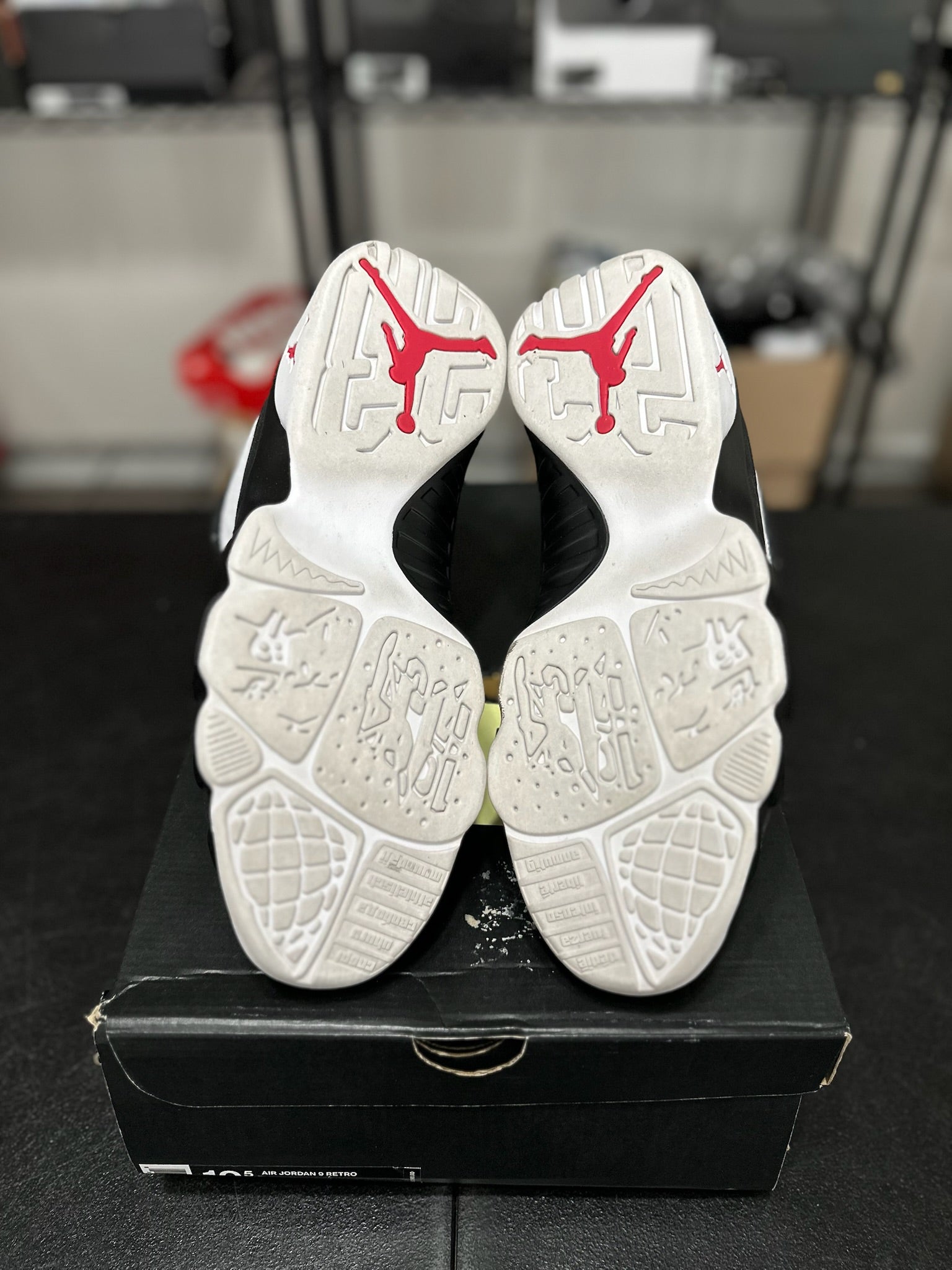 Size 10.5 - J9 OG