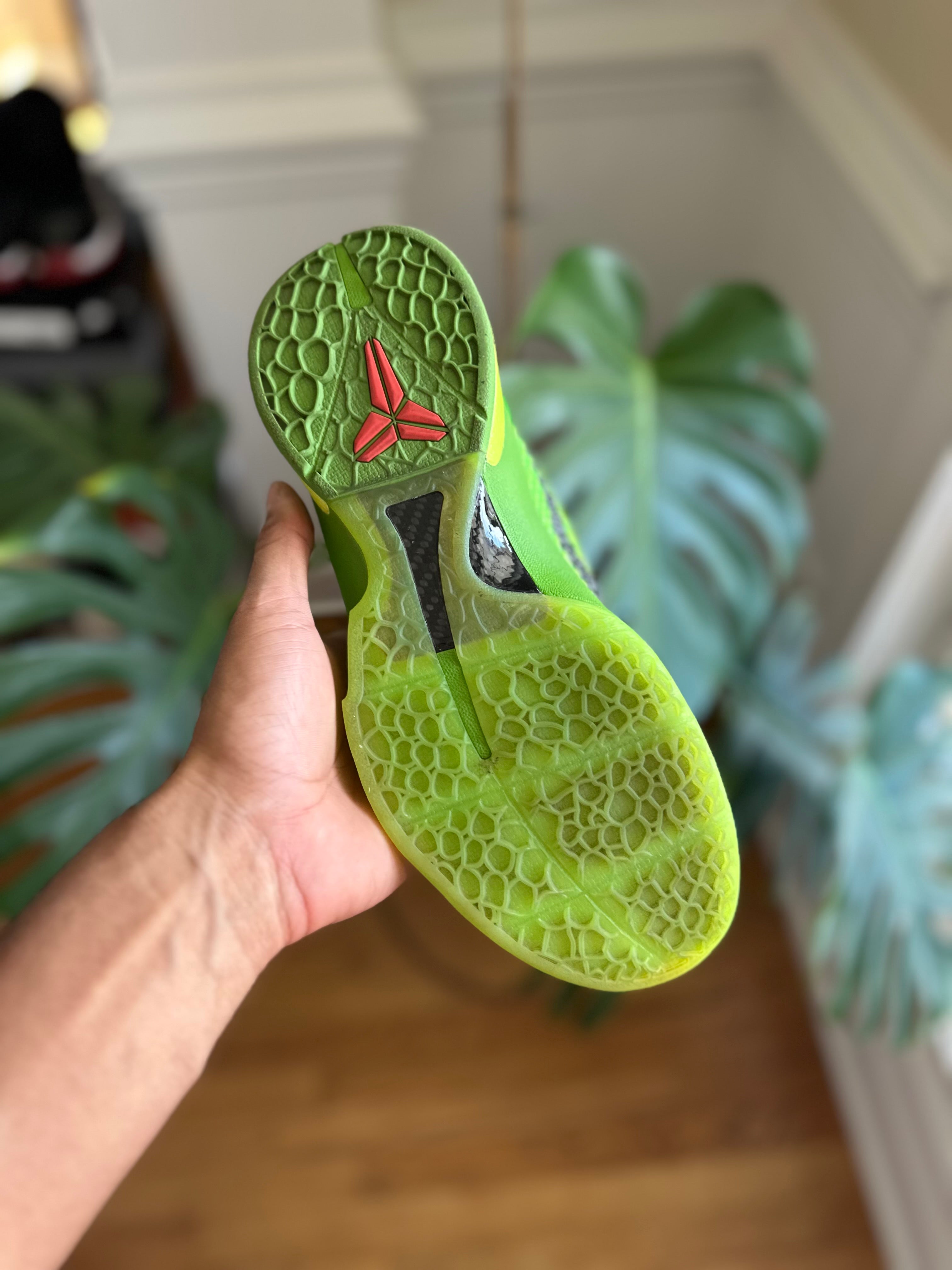 Size 8.5 - Kobe 6 protro grinch