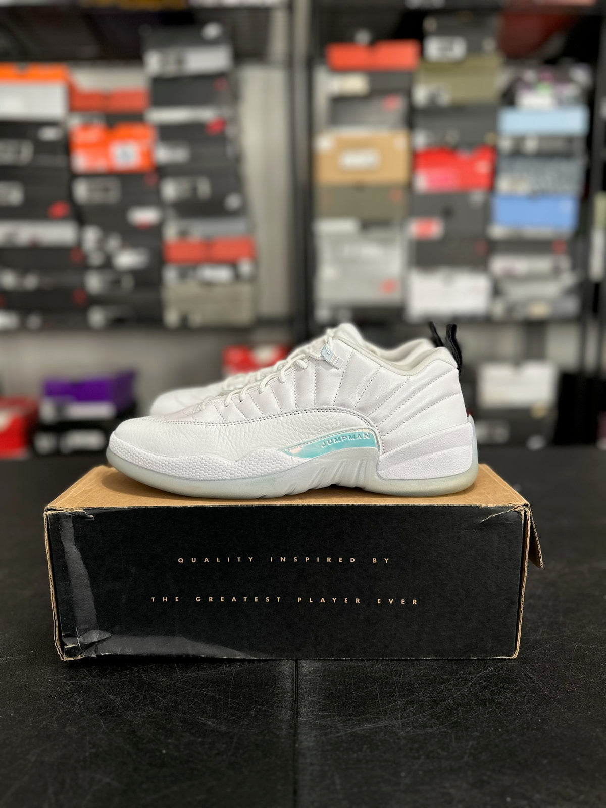 Size 9.5 - j12 low Easter