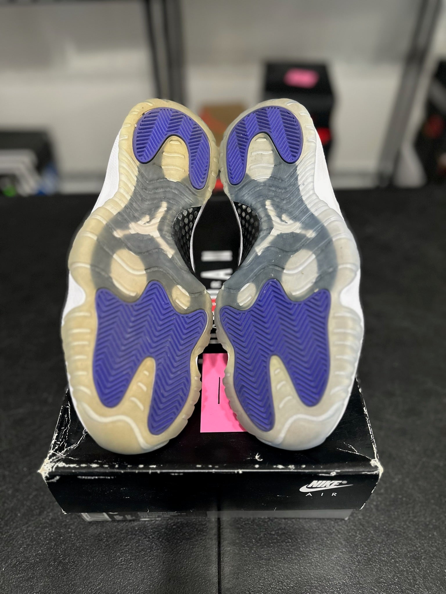Size 8.5 - J11 Concord