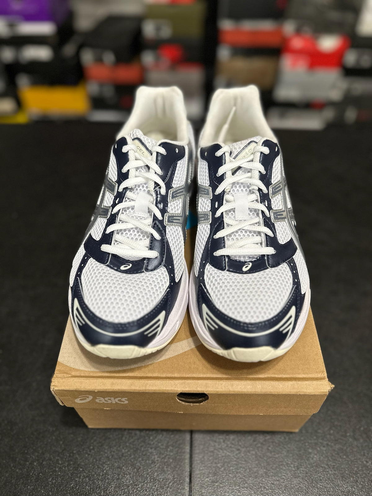 Size 9.5 - ASICS gel-1130 white midnight navy