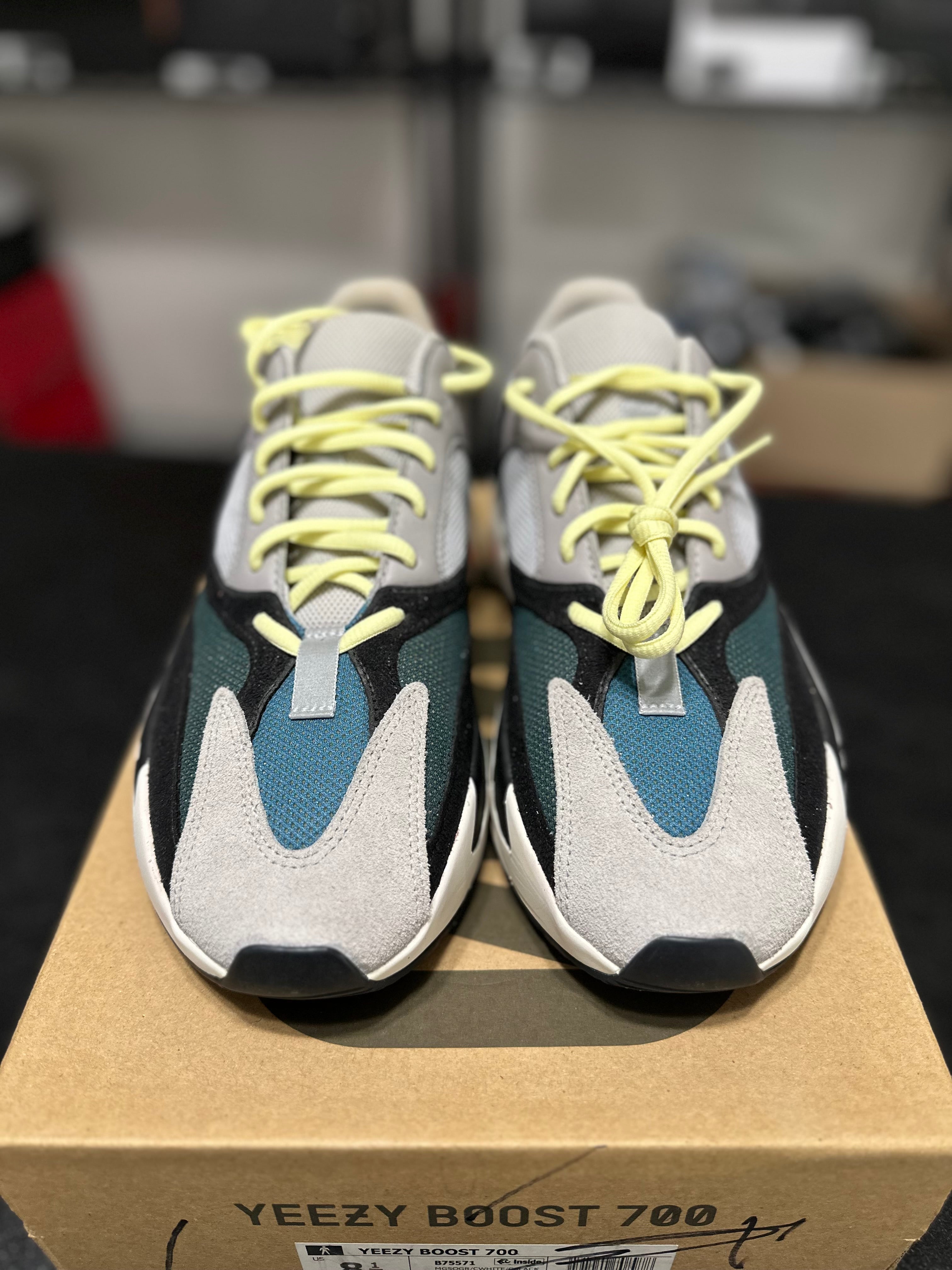 Size 8.5 - YZY Waverunner 700