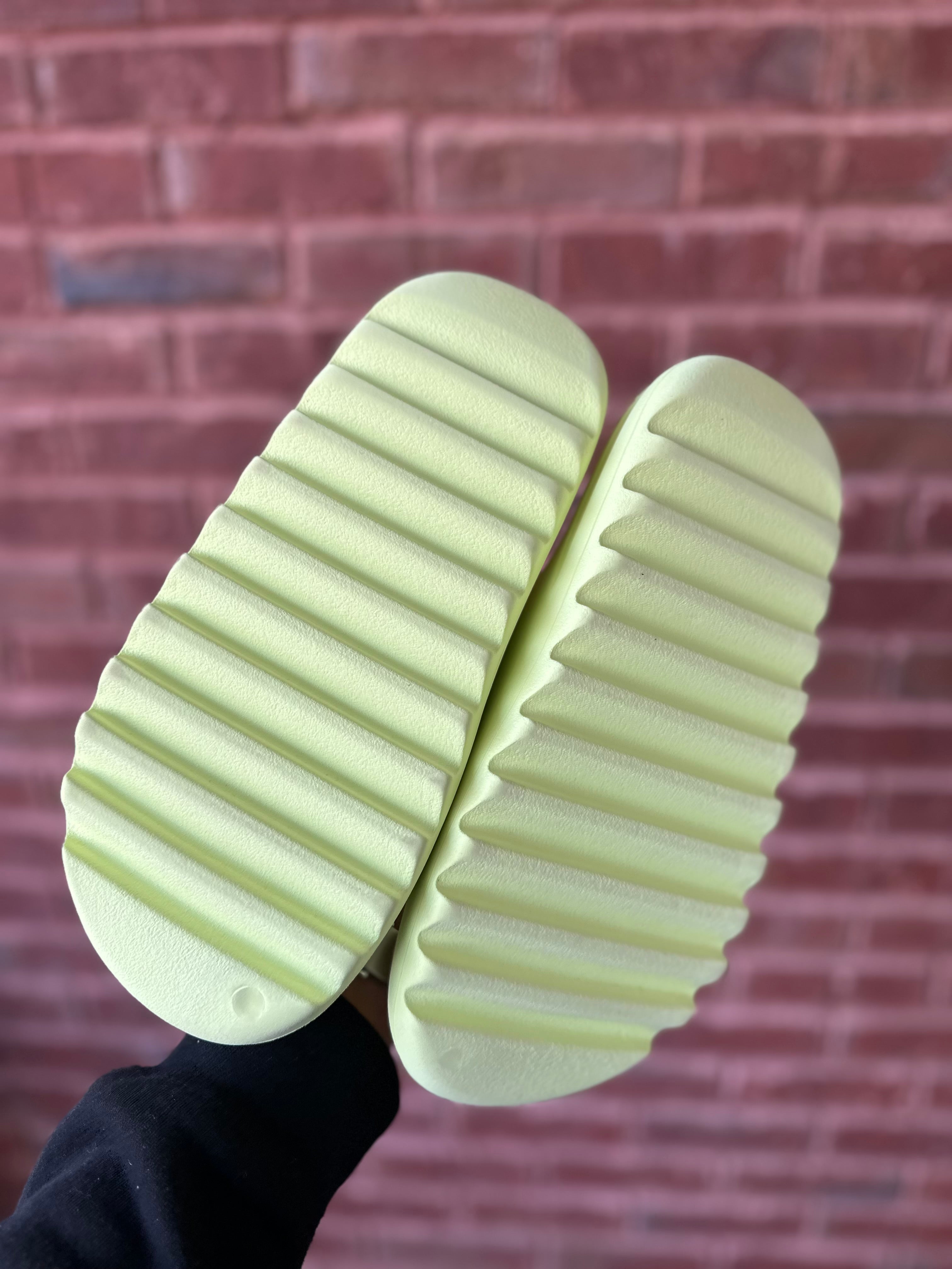 Size 10 - YZY slide green glow