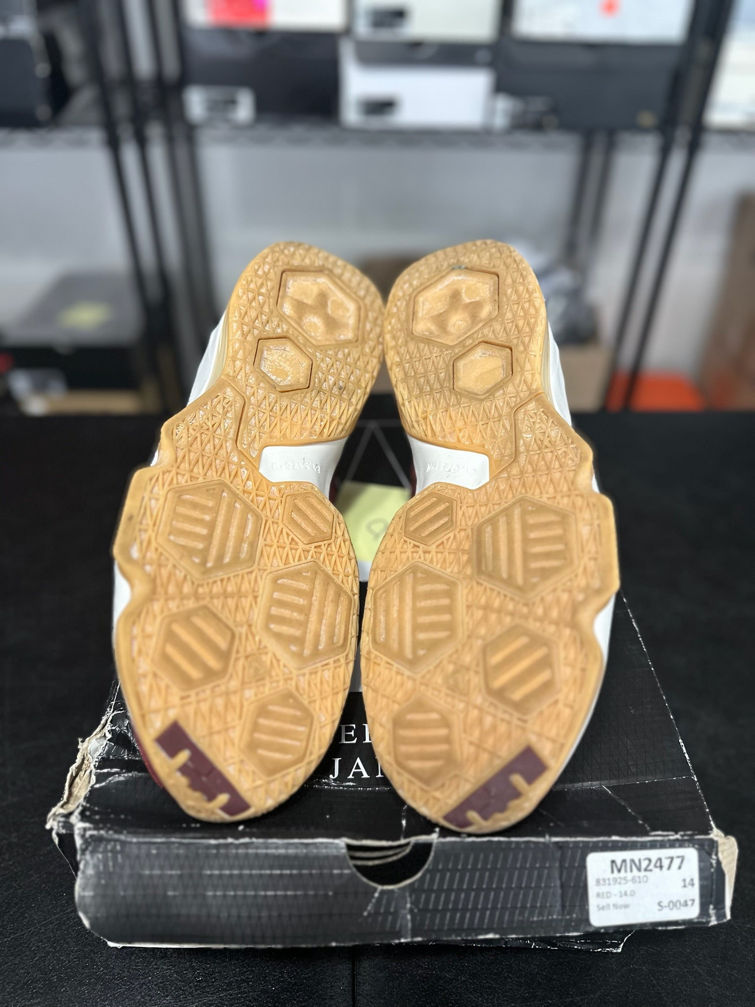 Size 14 - LeBron 13 Low Cavs