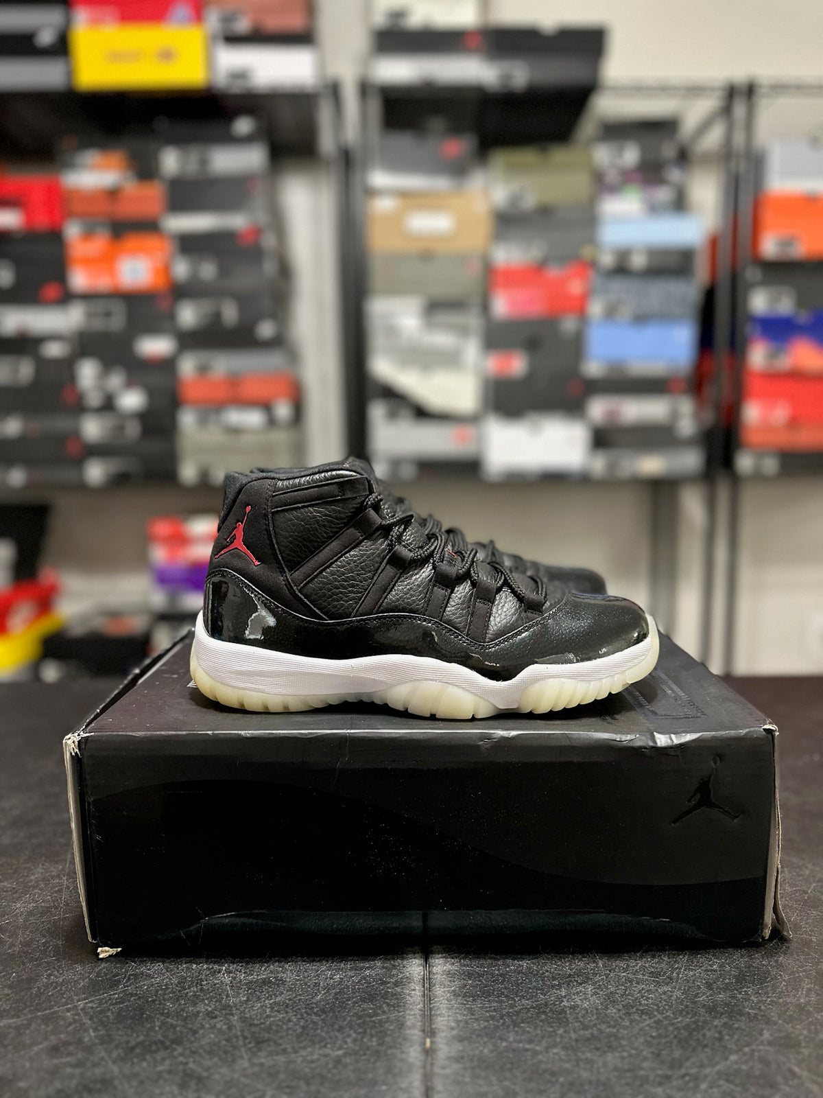 Size 9 - j11 72-10