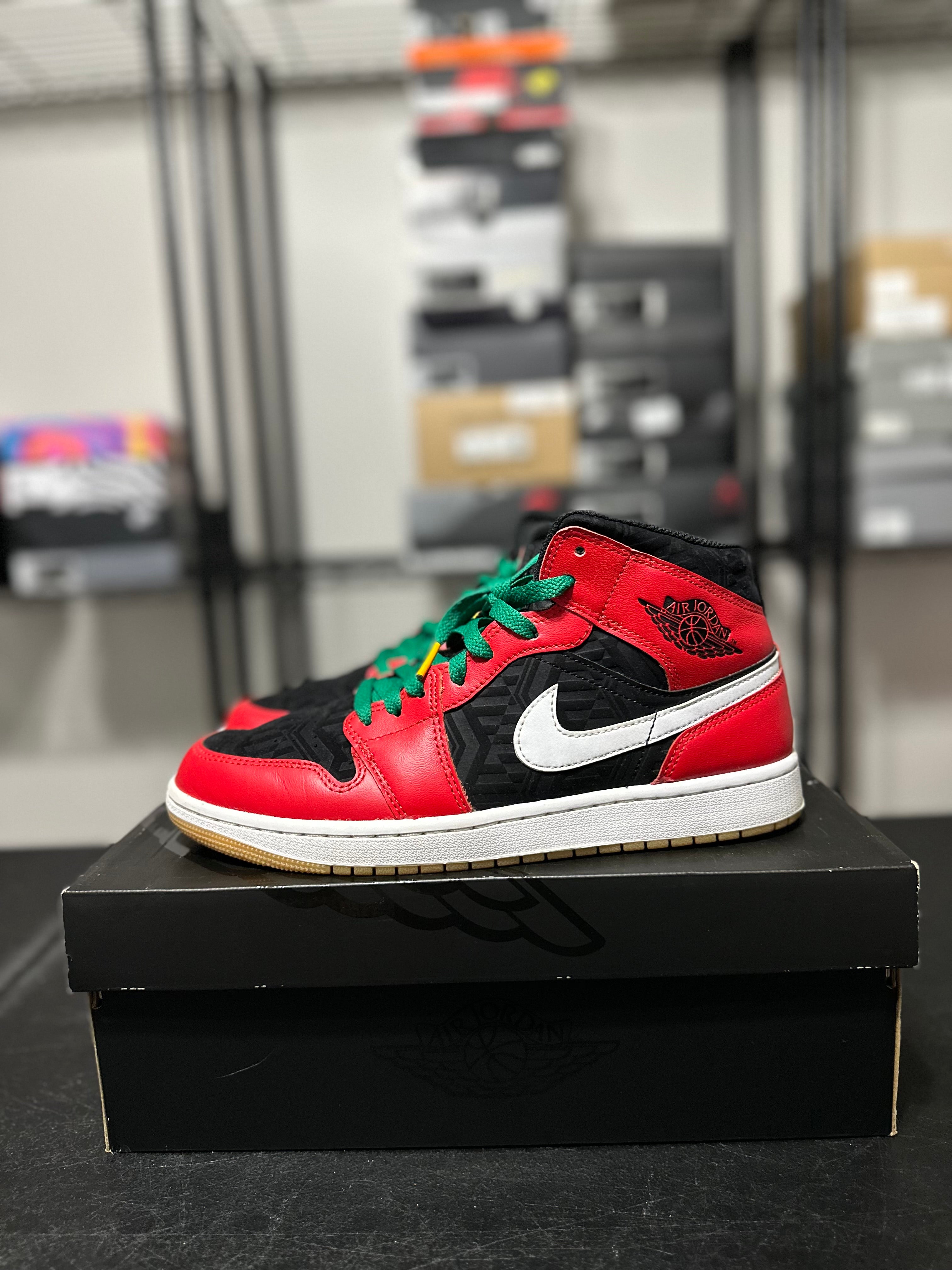 Size 9.5 - J1 mid Christmas