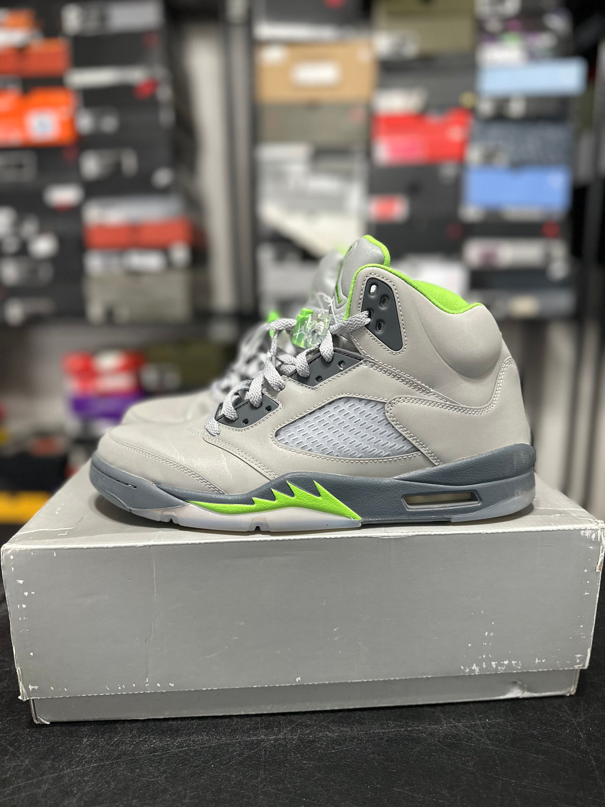 Size 11.5 - J5 green bean