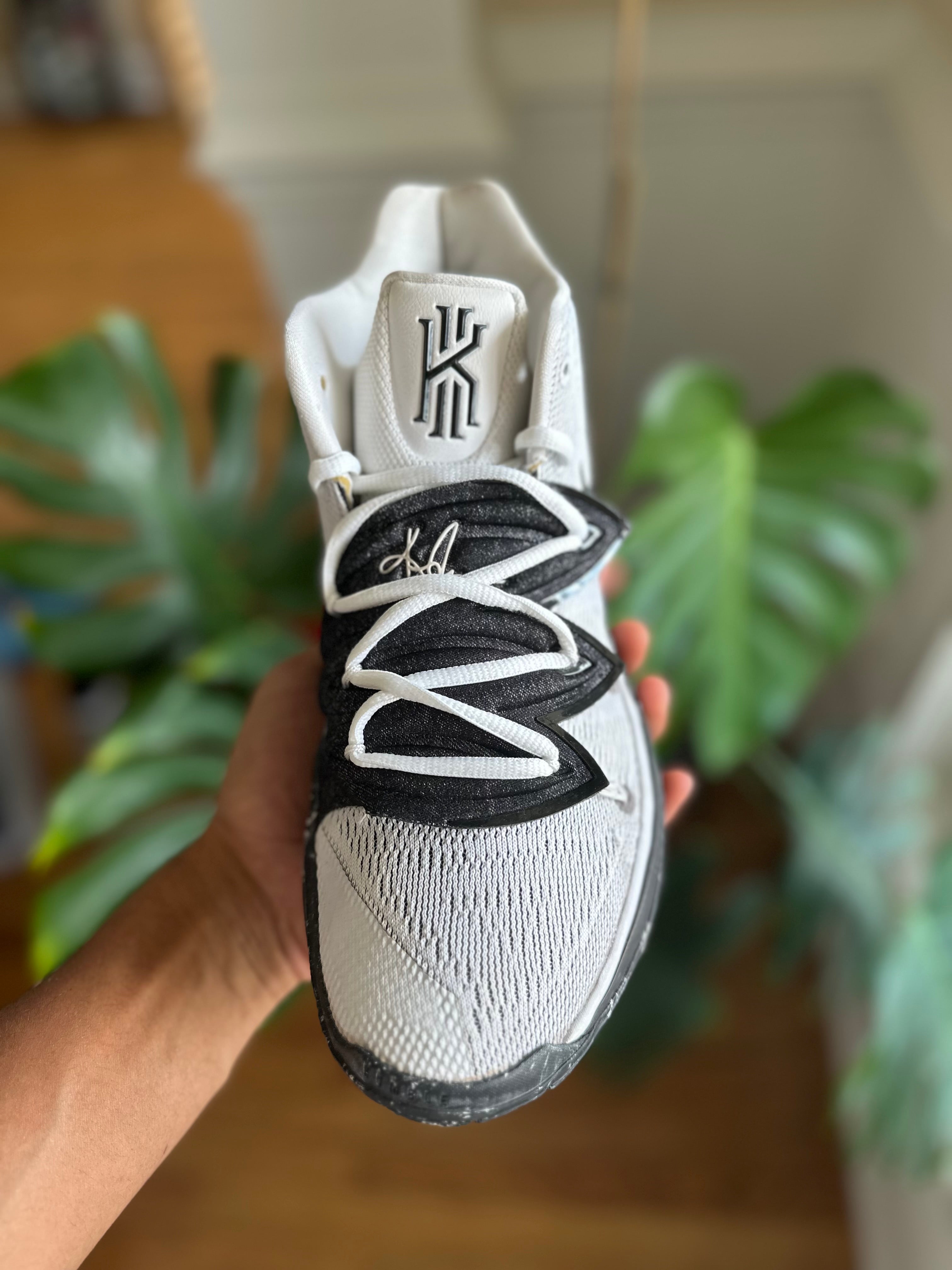 Size 9 - Kyrie 5 Oreo