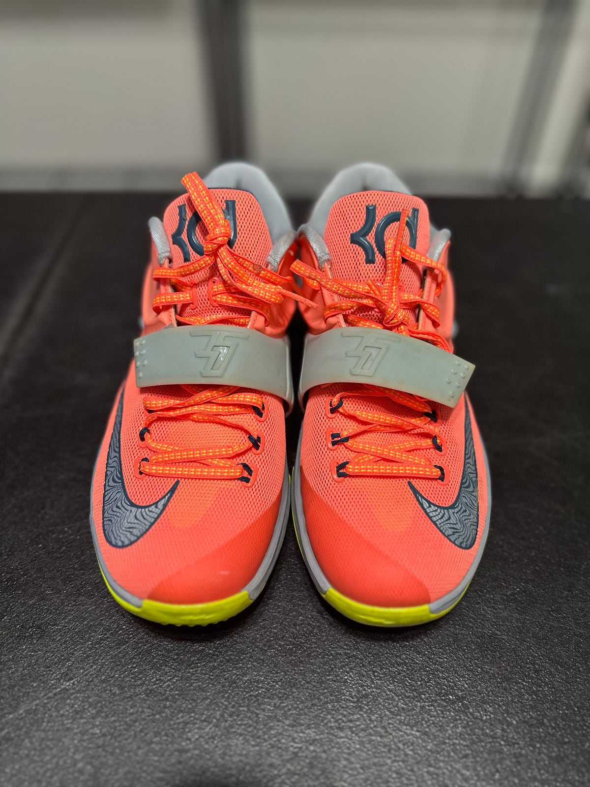 Size 9 - KD7 35,000 Degrees