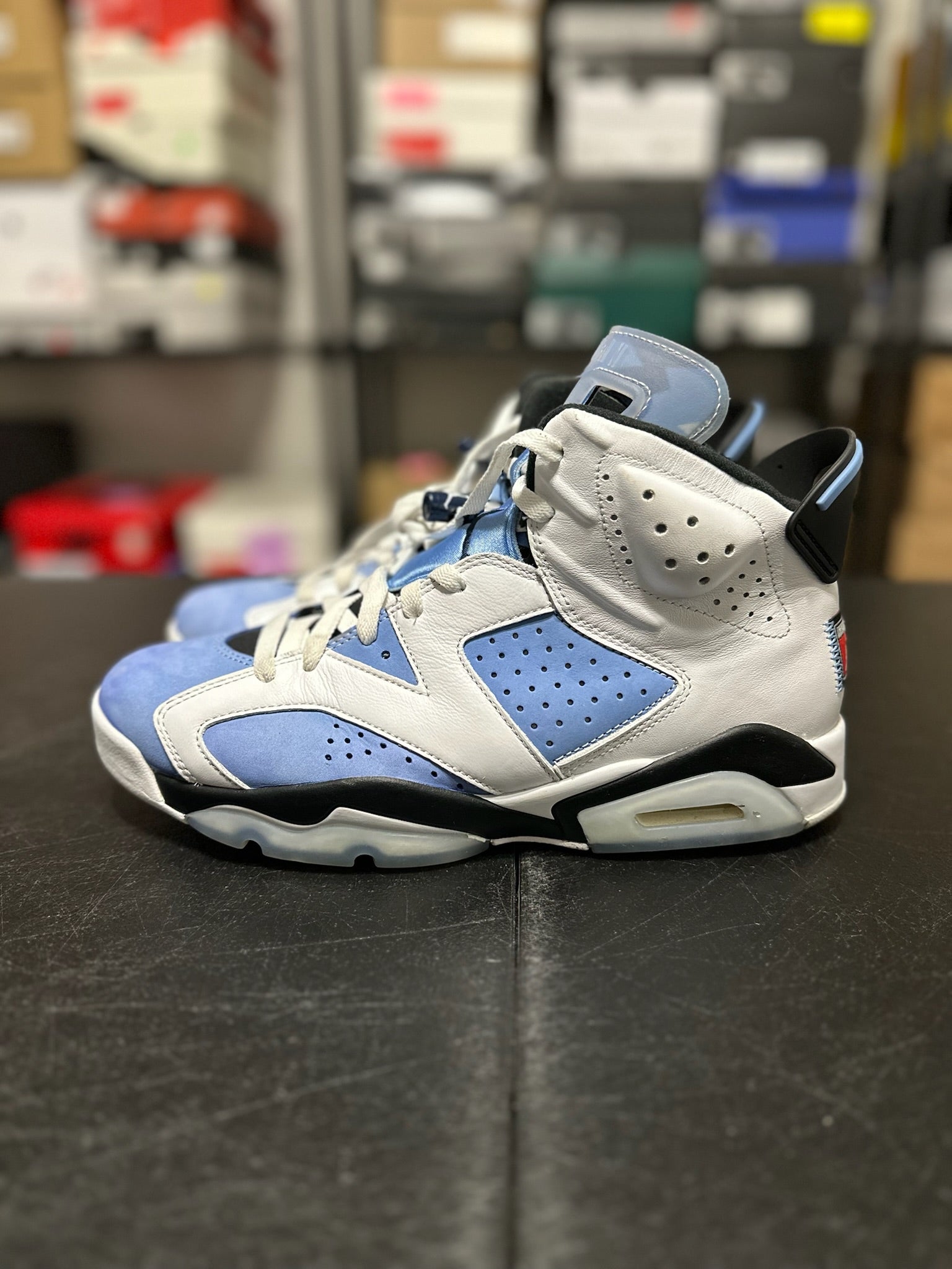 Size 10 - J6 UNC White