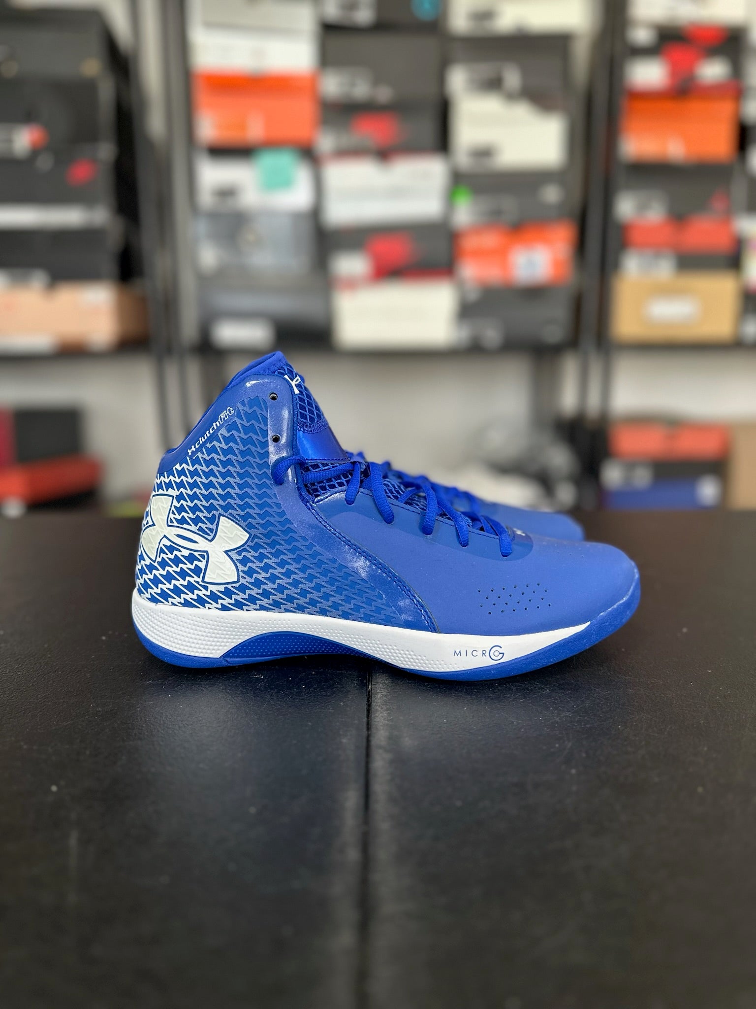 Size 9.5 - UA ClutchFit Micro G Torch Blue/White DS