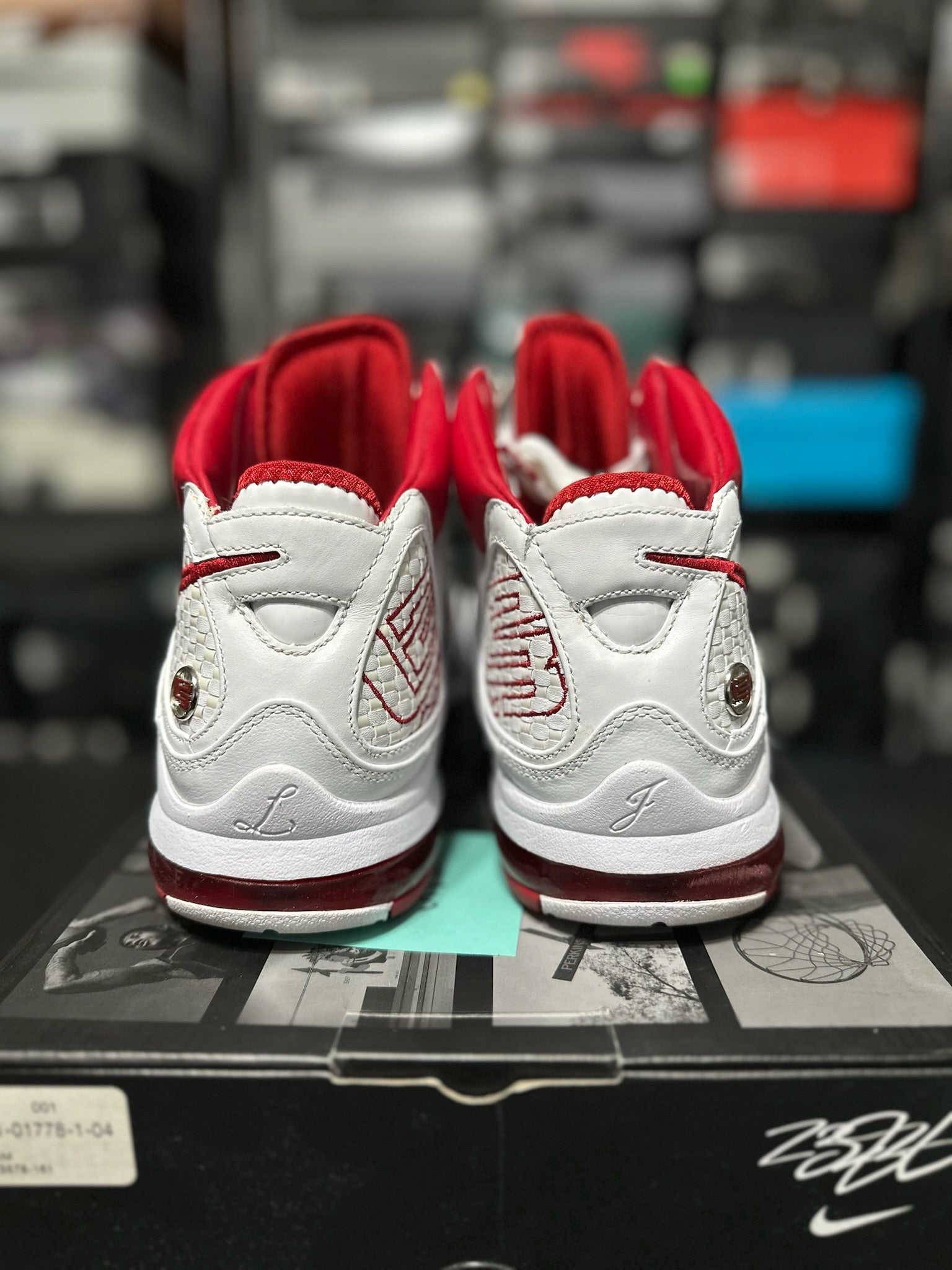 Size 11.5 - LeBron 7 NFW (No Flywire)