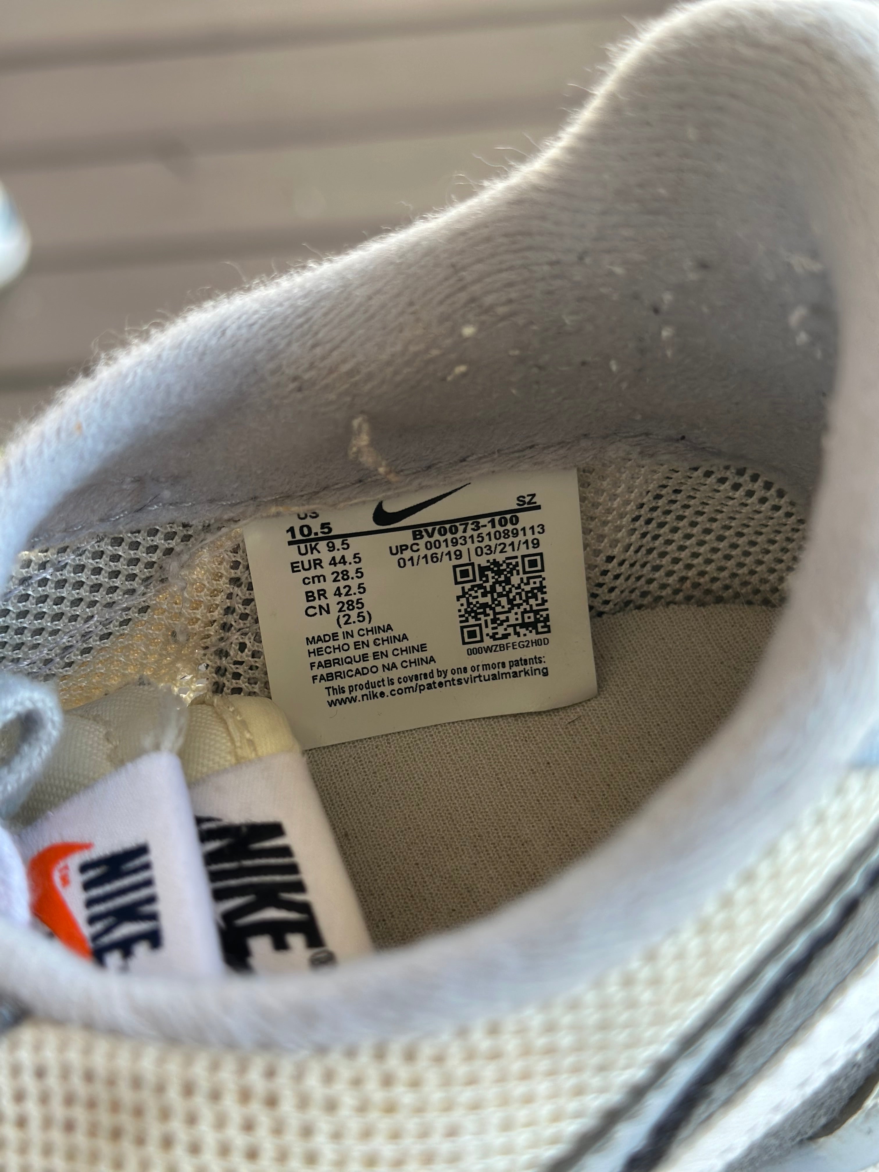 Size 10.5 - sacai summit white